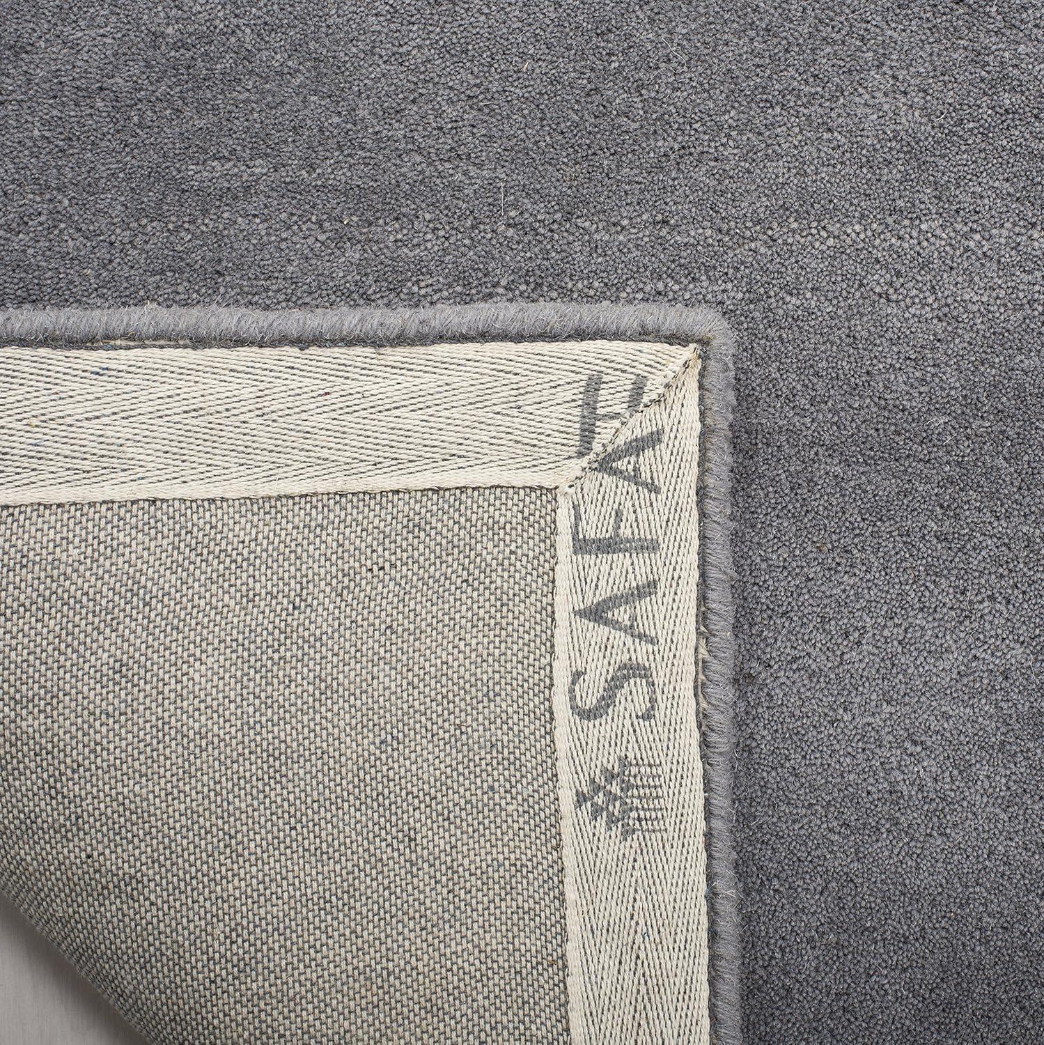 Soho SOH712 Hand Tufted Indoor Area Rug - Dark Grey/Silver - 5'x8' - Safavieh.