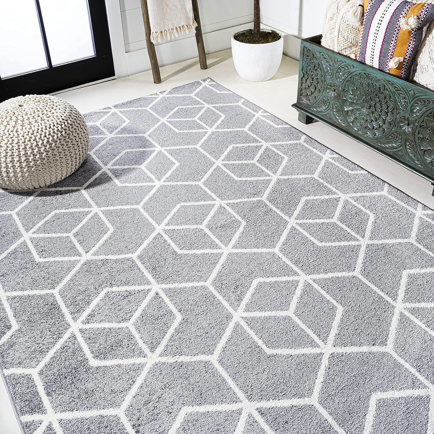 4'x6' Tumbling Blocks Modern Geometric Area Rug, Gray/White - JONATHAN Y