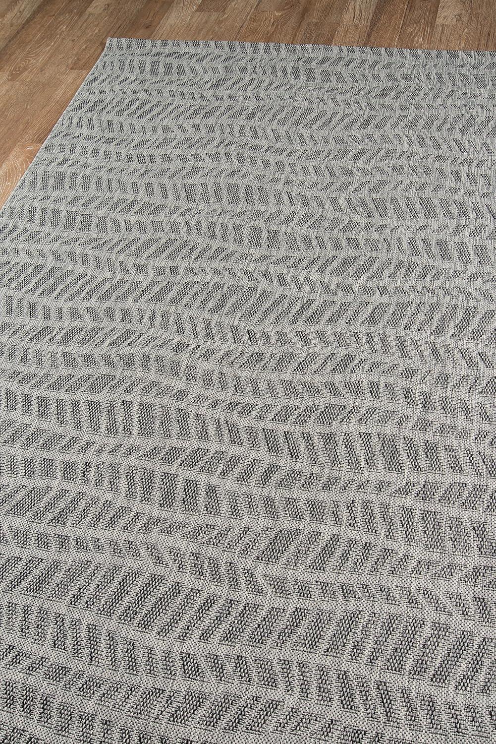 Charcoal Grey Geometric Indoor/Outdoor 2' x 10' Runner Rug