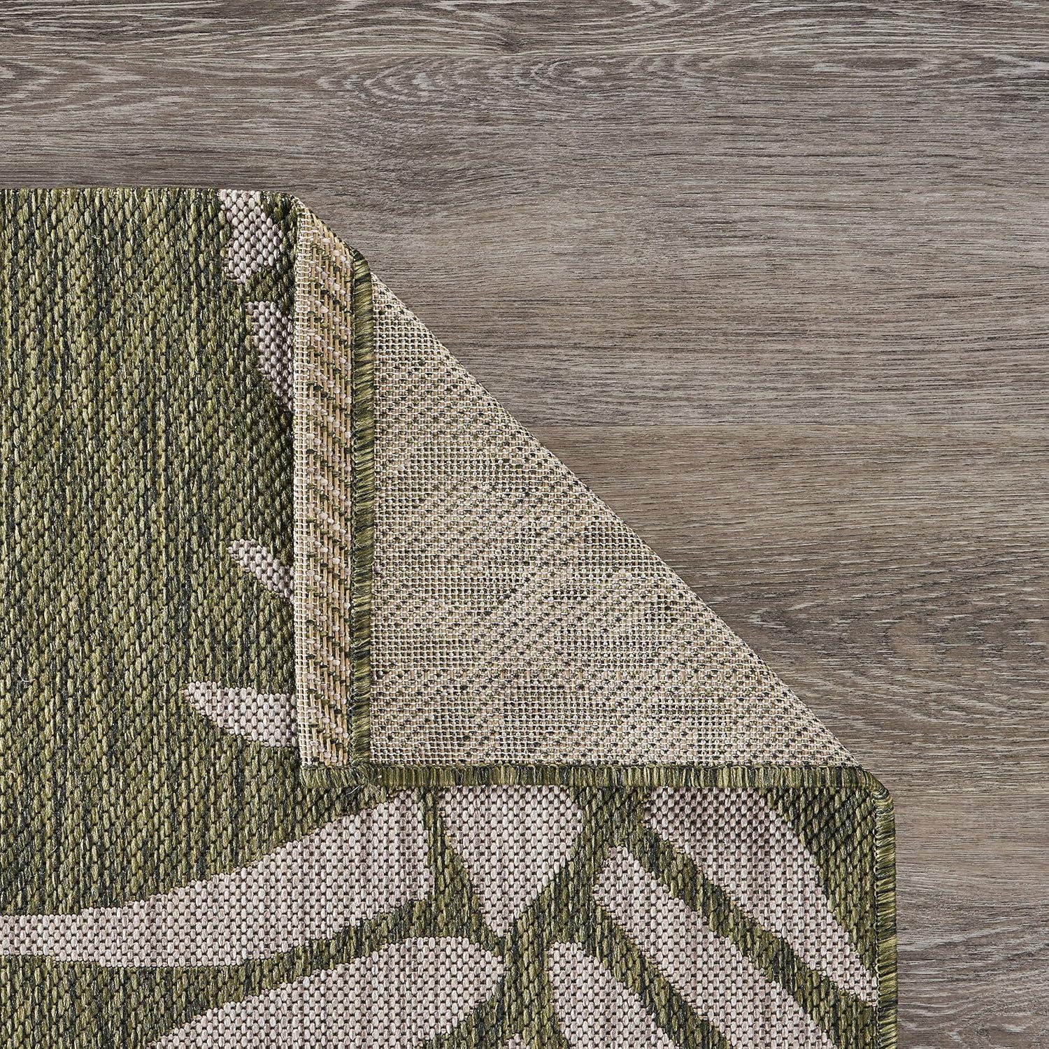 5â€™ x 7â€™ Green Pineapple Indoor Outdoor Area Rug