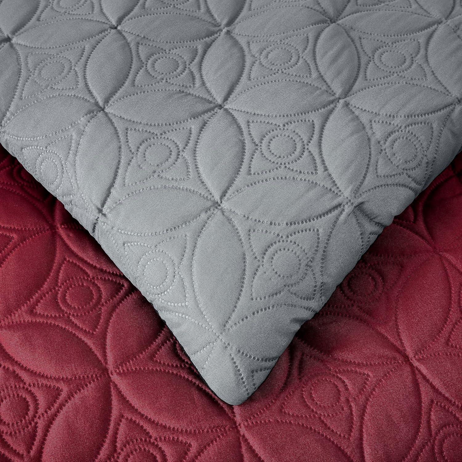 Chezmoi Collection Bernard 7-Piece King Bed in a Bag Comforter Set with Sheets, Lightweight Comforter Red Gray Black Patchwork Quilted Medallion Bedding Set for All Season