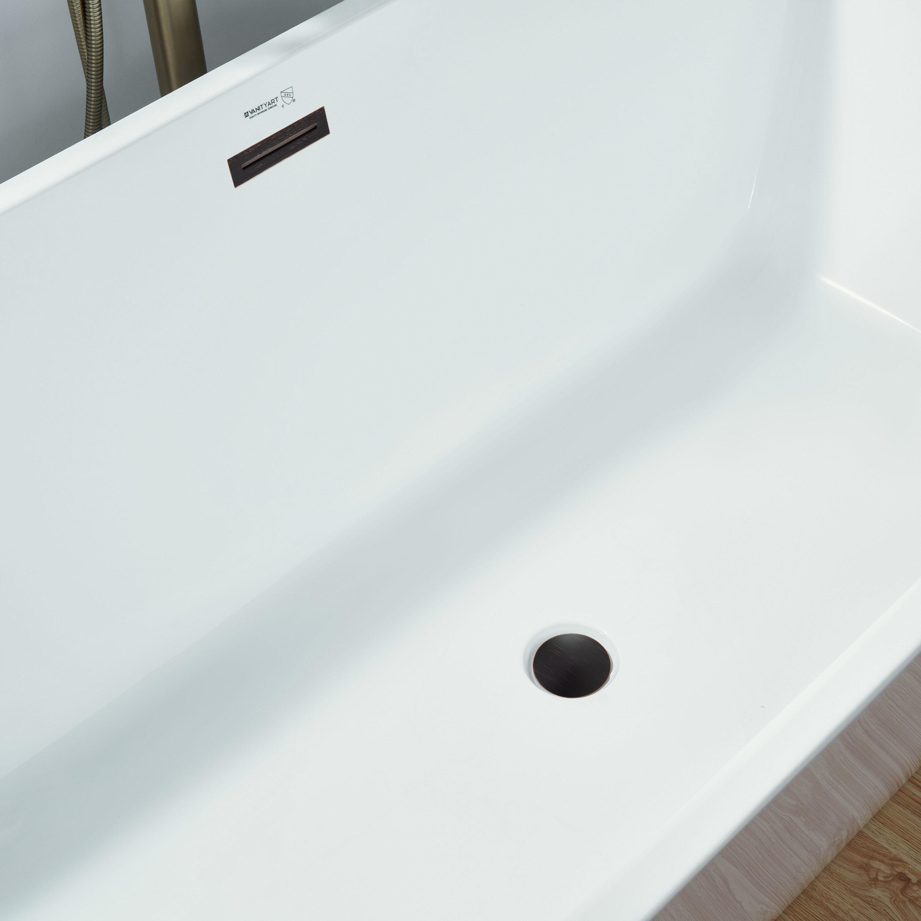 66.9" x 33" Freestanding Soaking Bathtub