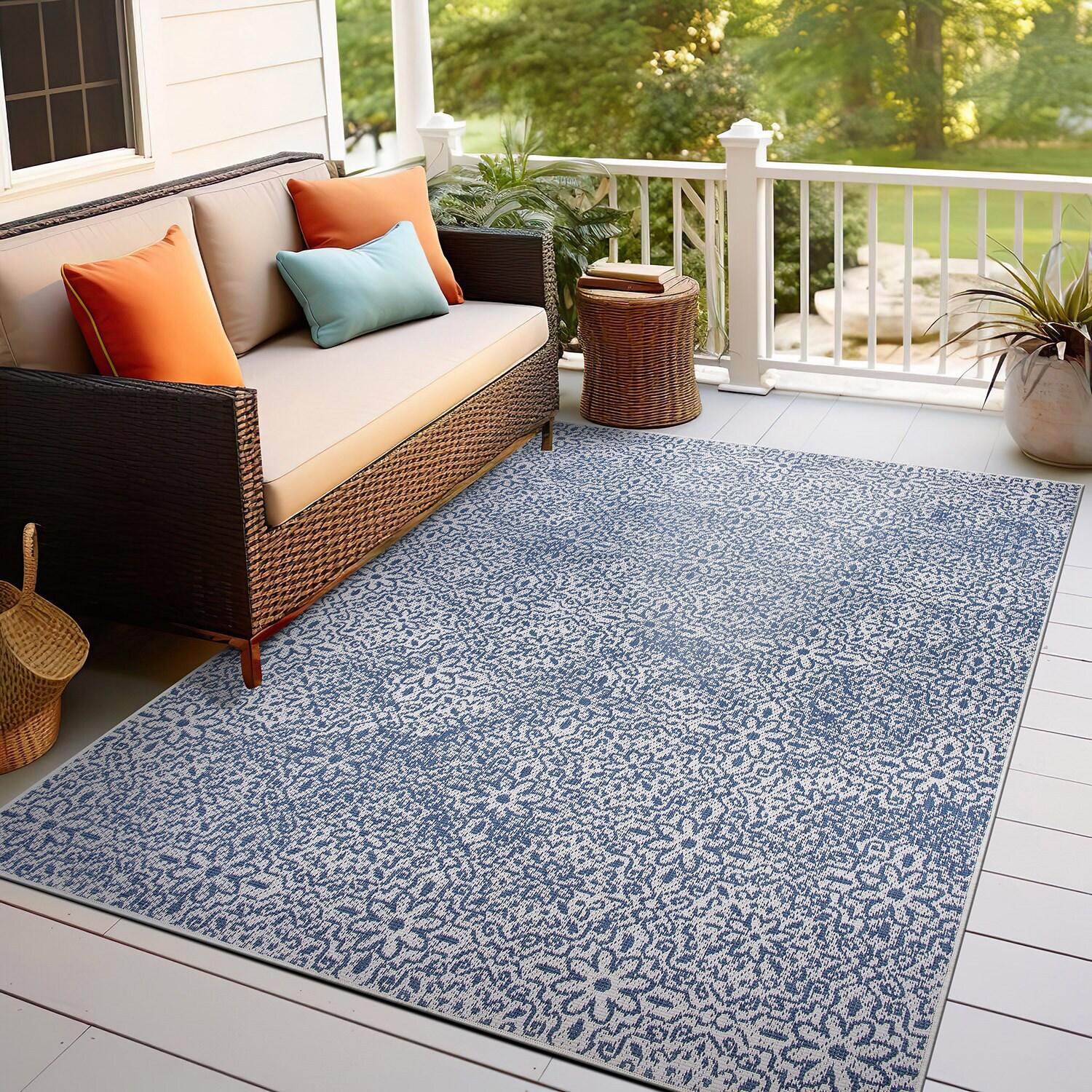 World Rug Gallery Contemporary Flowers Weather Resistant Reversible Indoor/Outdoor Area Rug - Blue 5'x7'