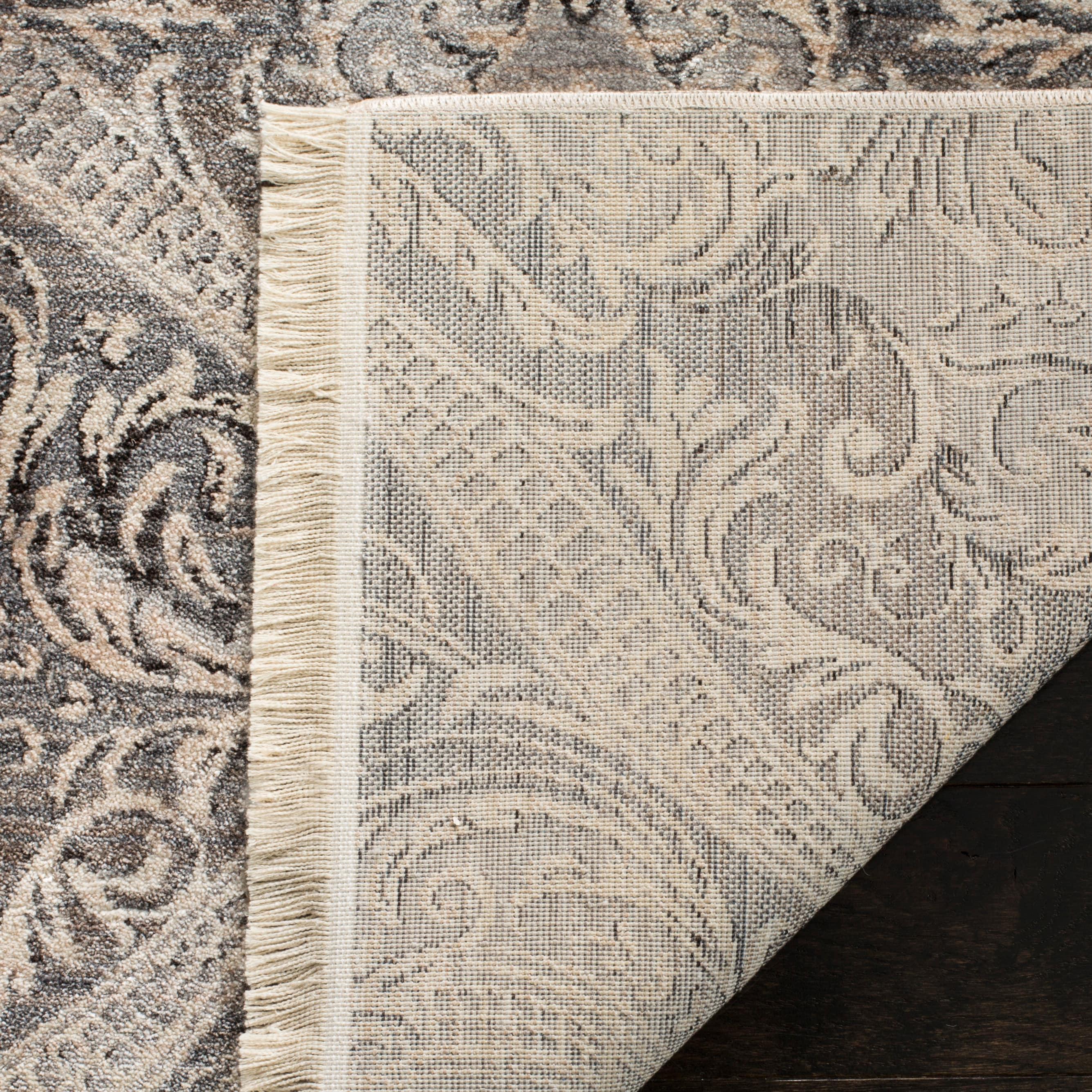 Vintage Persian VTP473 Power Loomed Indoor Area Rug - Grey/Charcoal - 4'x6' - Safavieh