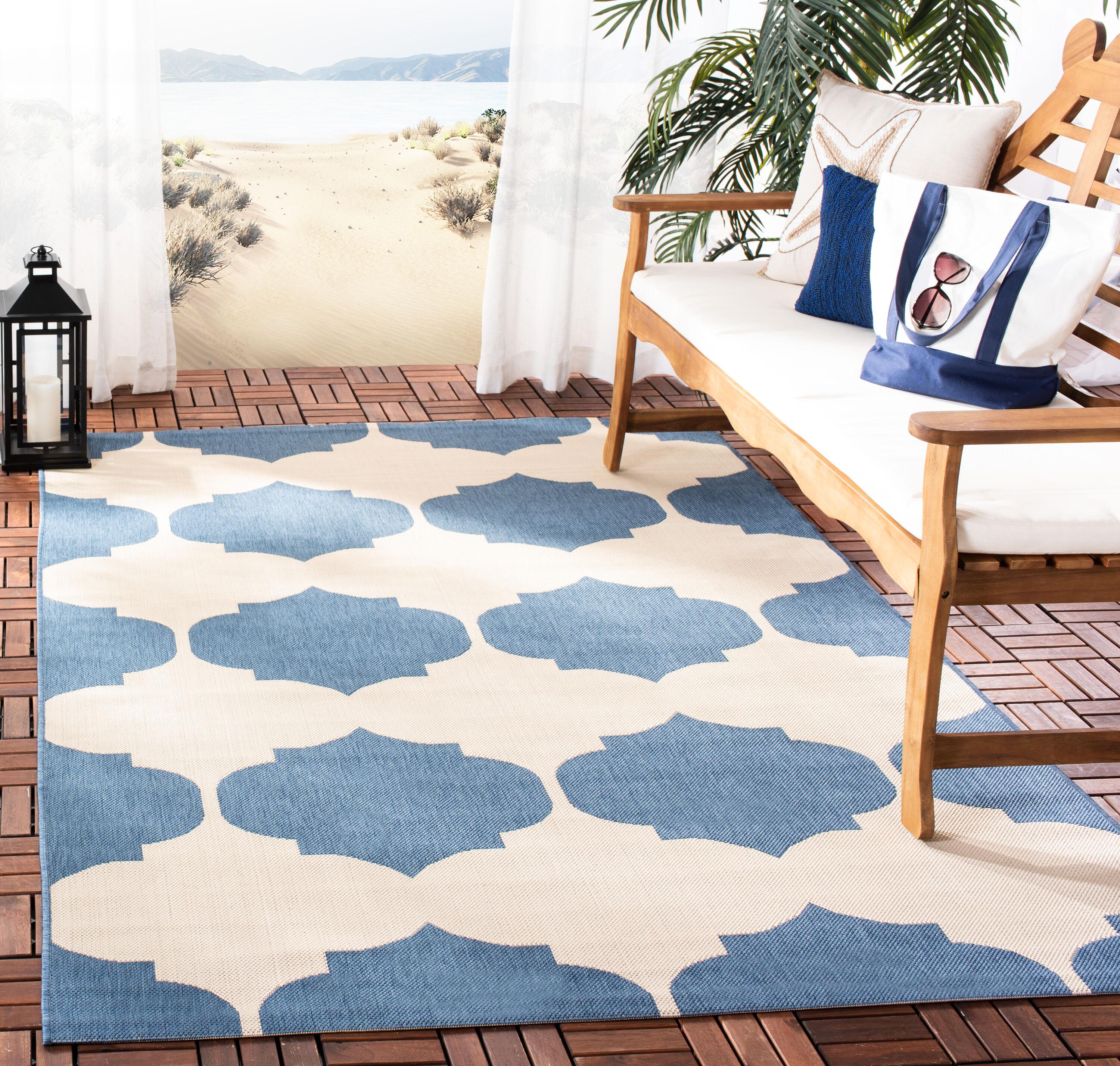 SAFAVIEH Courtyard Elwyn Geometric Trellis Indoor/Outdoor Area Rug, 5'3" x 5'3" Square, Beige/Blue