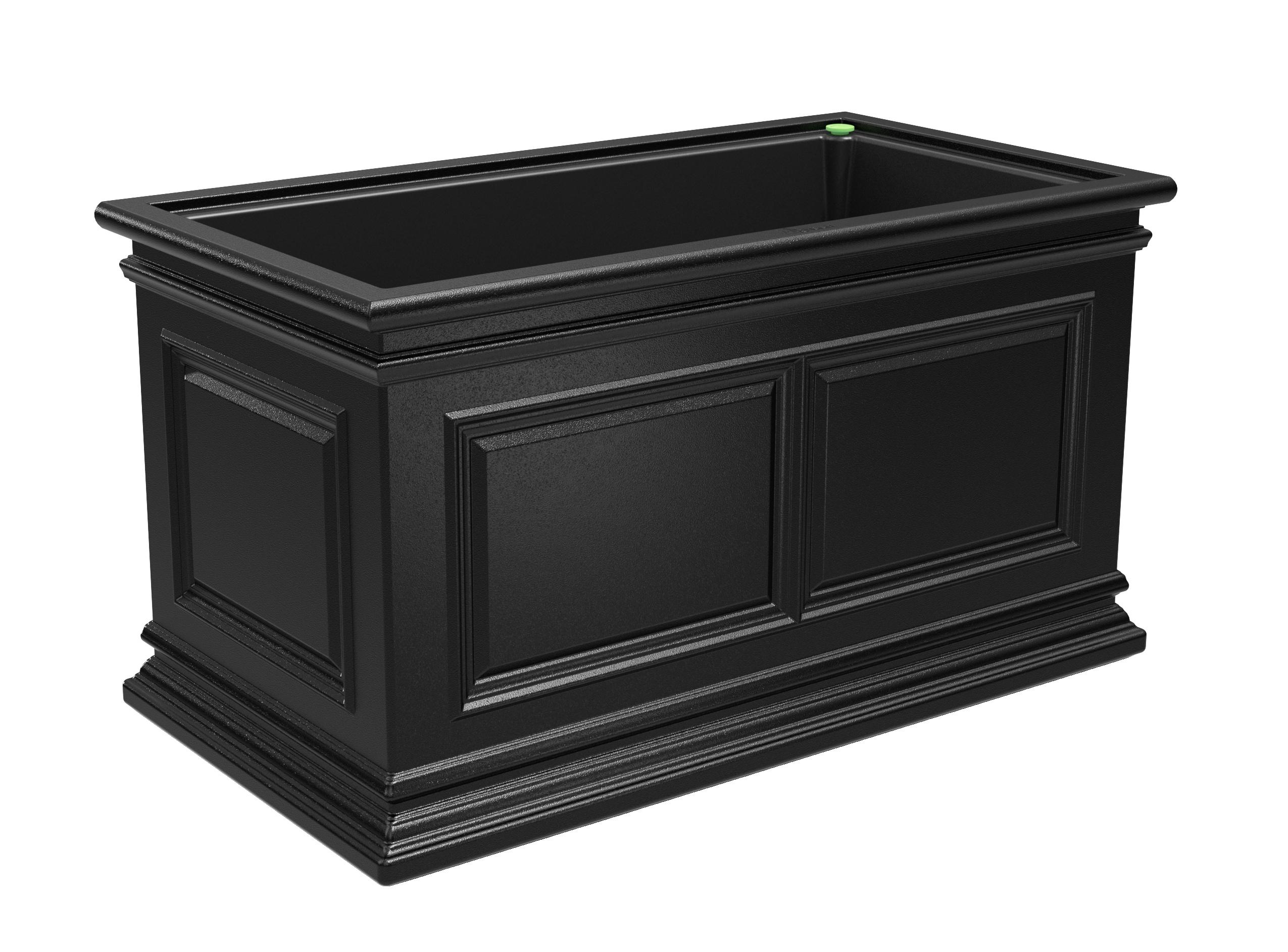 Covington Plastic Planter Box