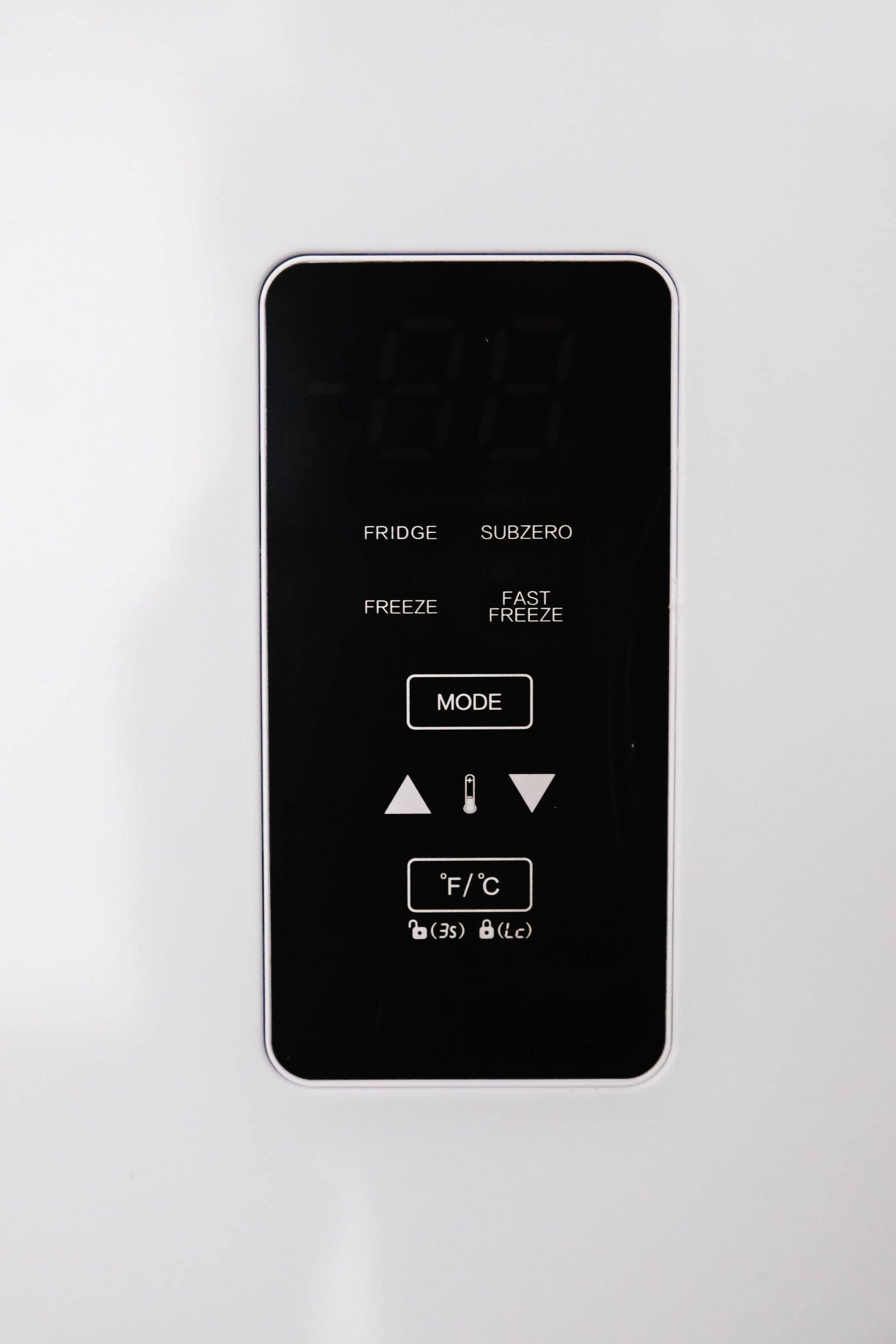 Hamilton Beach Hamilton Beach 17 Cu Ft Upright Convertible Refrigerator/Freezer HBFRF1798-WHITE