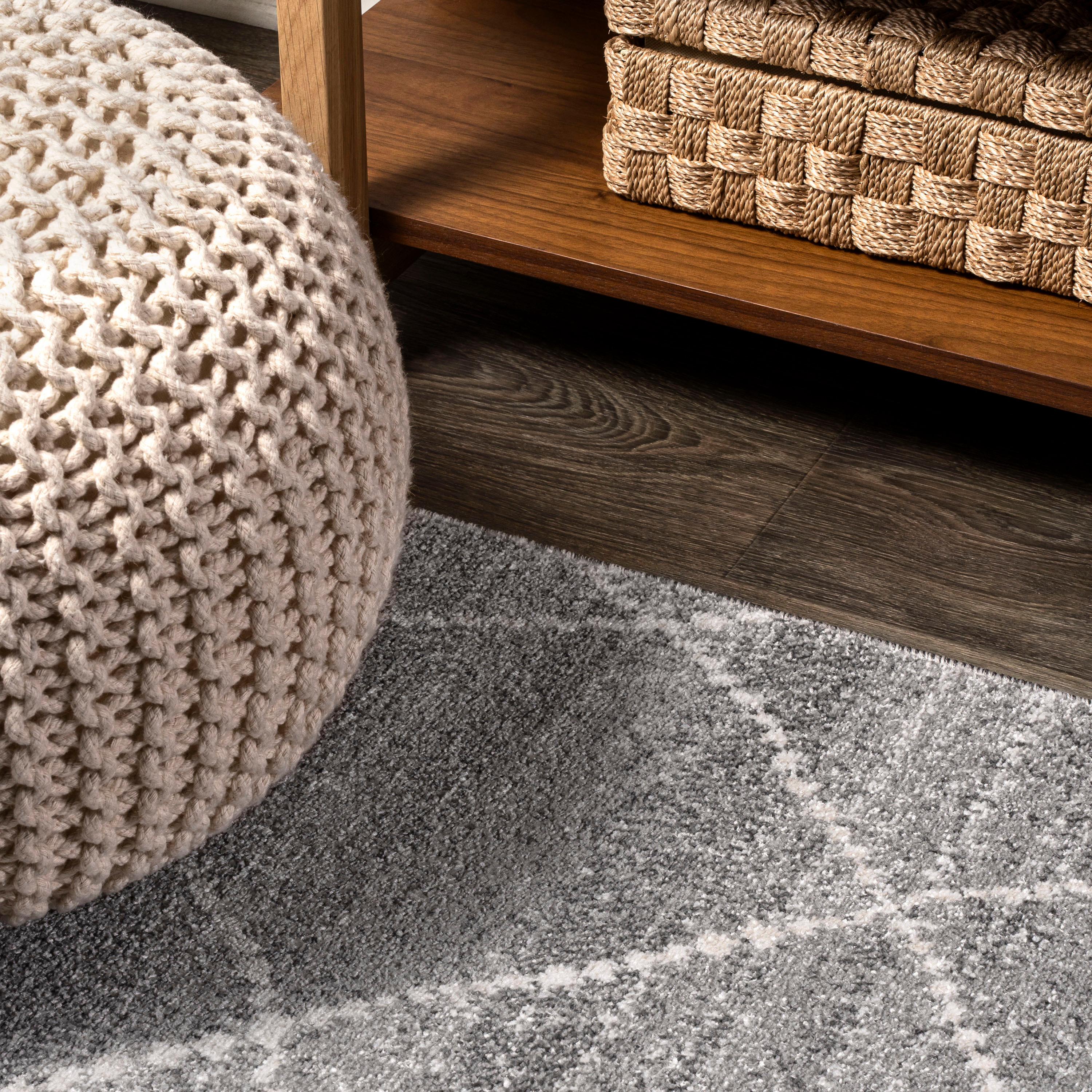 2'x8' Asilah Moroccan Modern Diamond Runner Rug, Gray - JONATHAN Y
