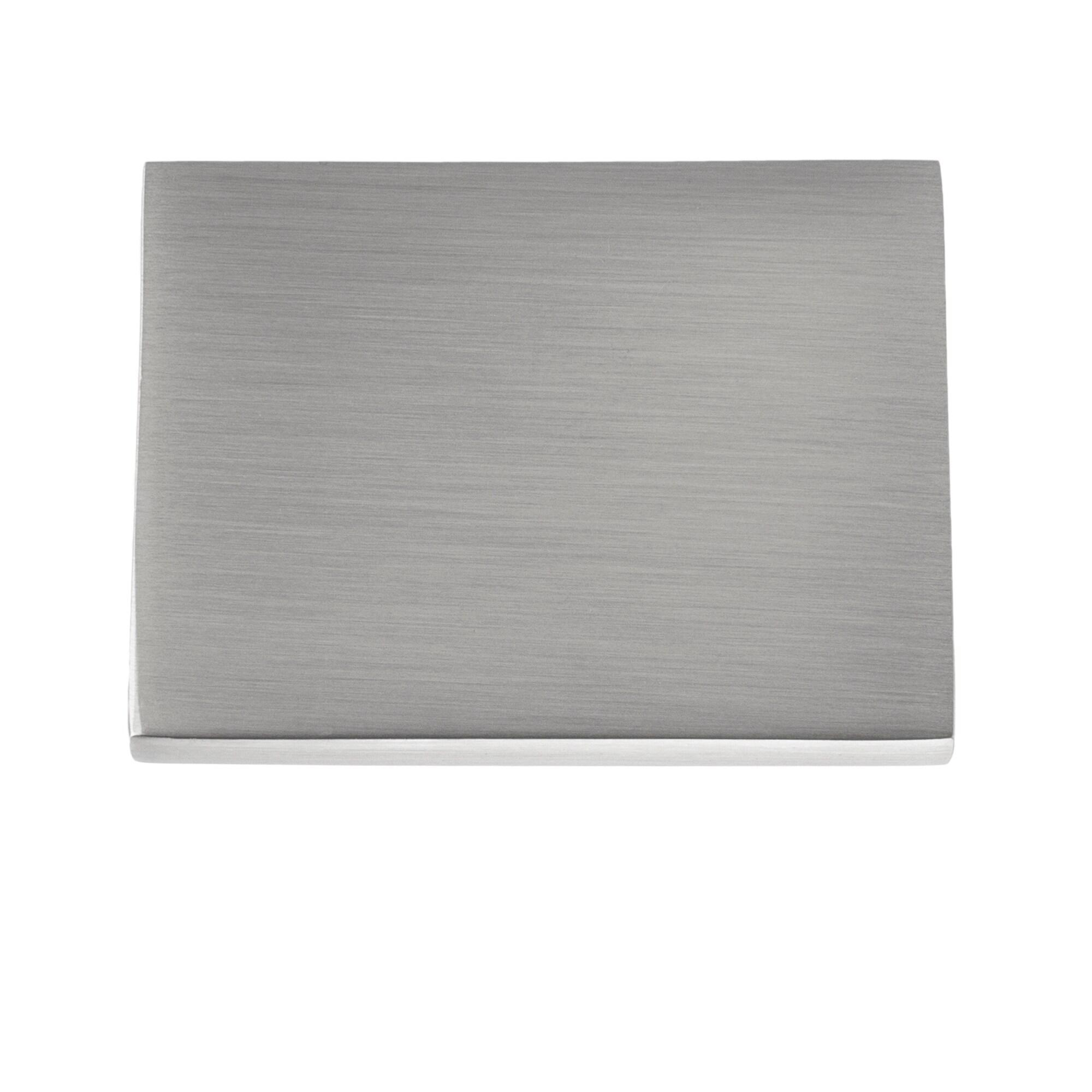 Ethan 1 1/2" Center to Center Finger Pull