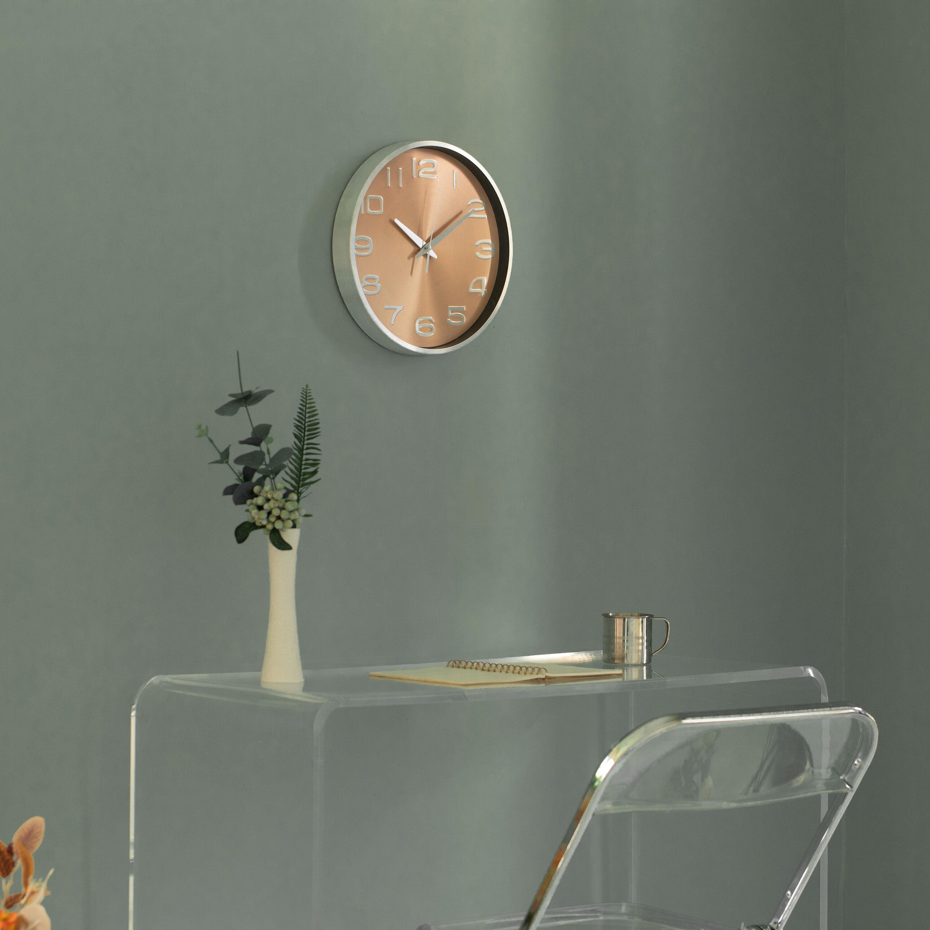 Modern Decorative Aluminum Round Wall Clock For Living Room, Kitchen, Dining Room