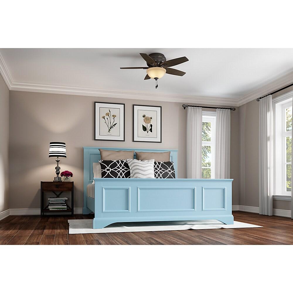 Hunter Fan Newsome 42" 5 - Blade Traditional Flush Mount Indoor Ceiling Fan with Lights and Pull Chains