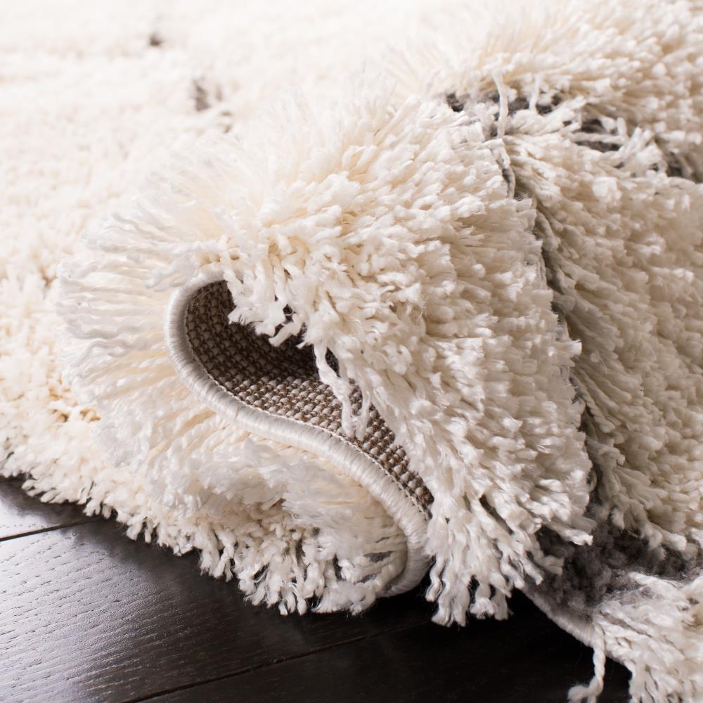 SAFAVIEH Adriana Anwar Geometric Diamonds Shag Area Rug, Cream/Grey, 4' x 6'