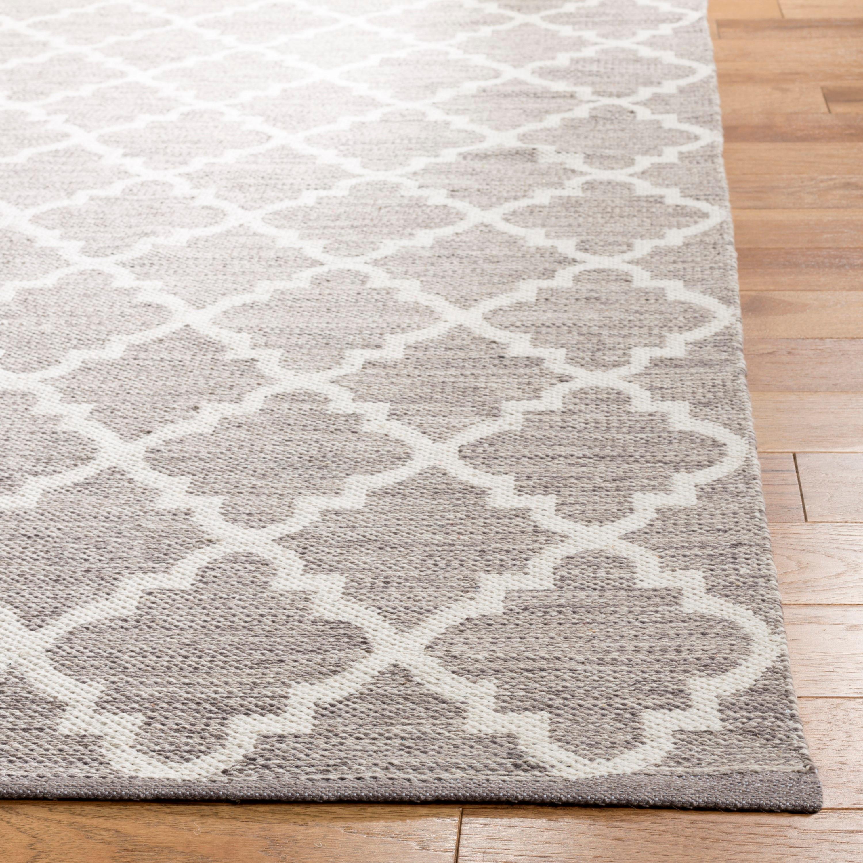Montauk MTK810 Hand Woven Indoor Area Rug - Grey/Ivory - 6'x6' - Safavieh.