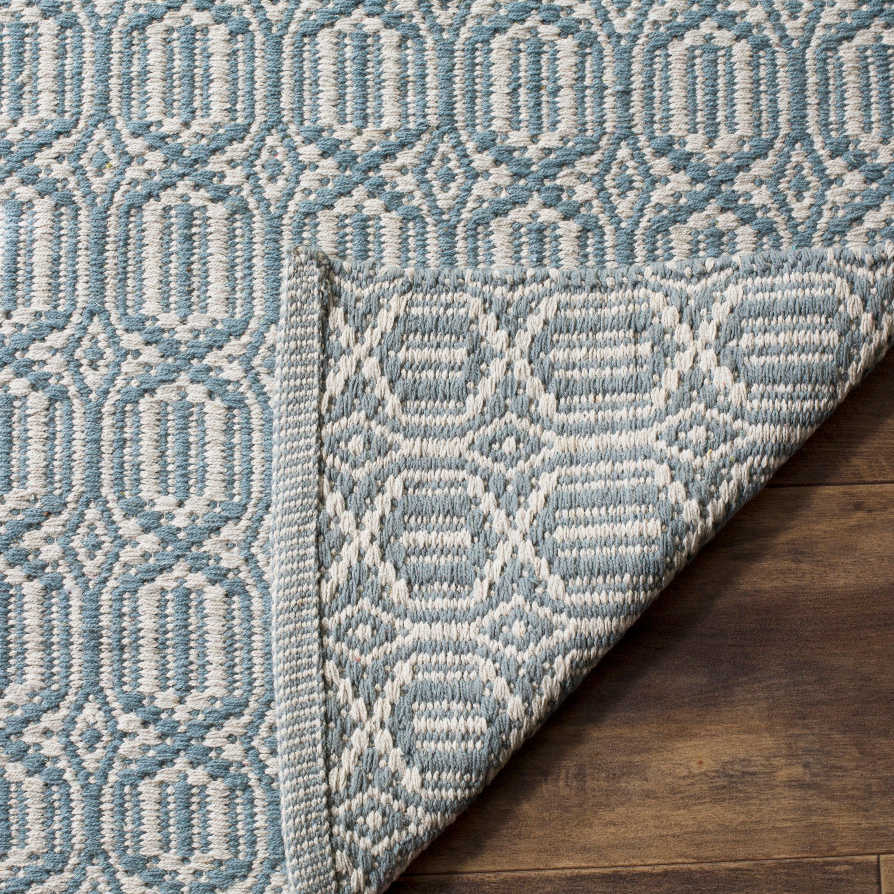 Montauk MTK333 Hand Woven Indoor Accent Rug - Ivory/Blue - 3'x5' - Safavieh.