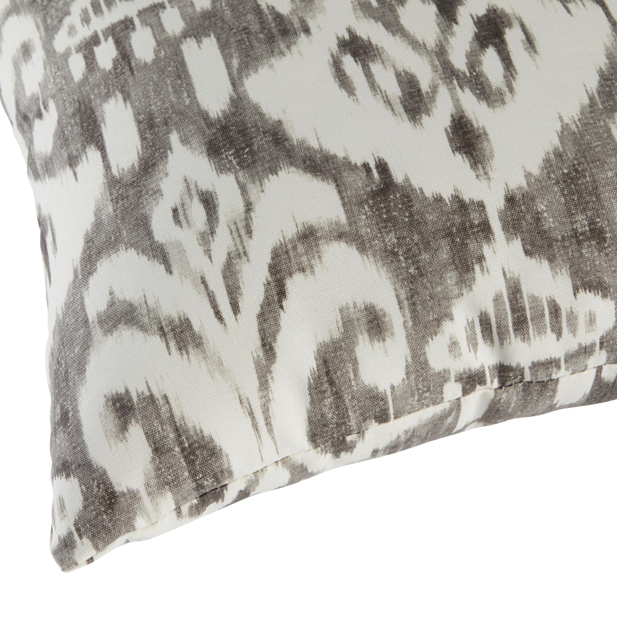 Indoor/Outdoor Reversible Throw Pillow