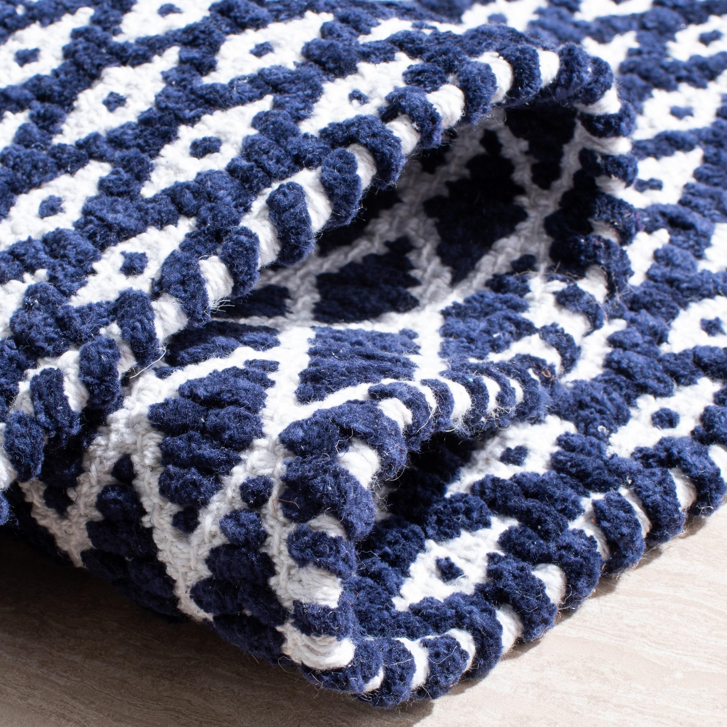 Boston BOS685 Power Loomed Area Rug - Navy - 5'x8' - Safavieh.
