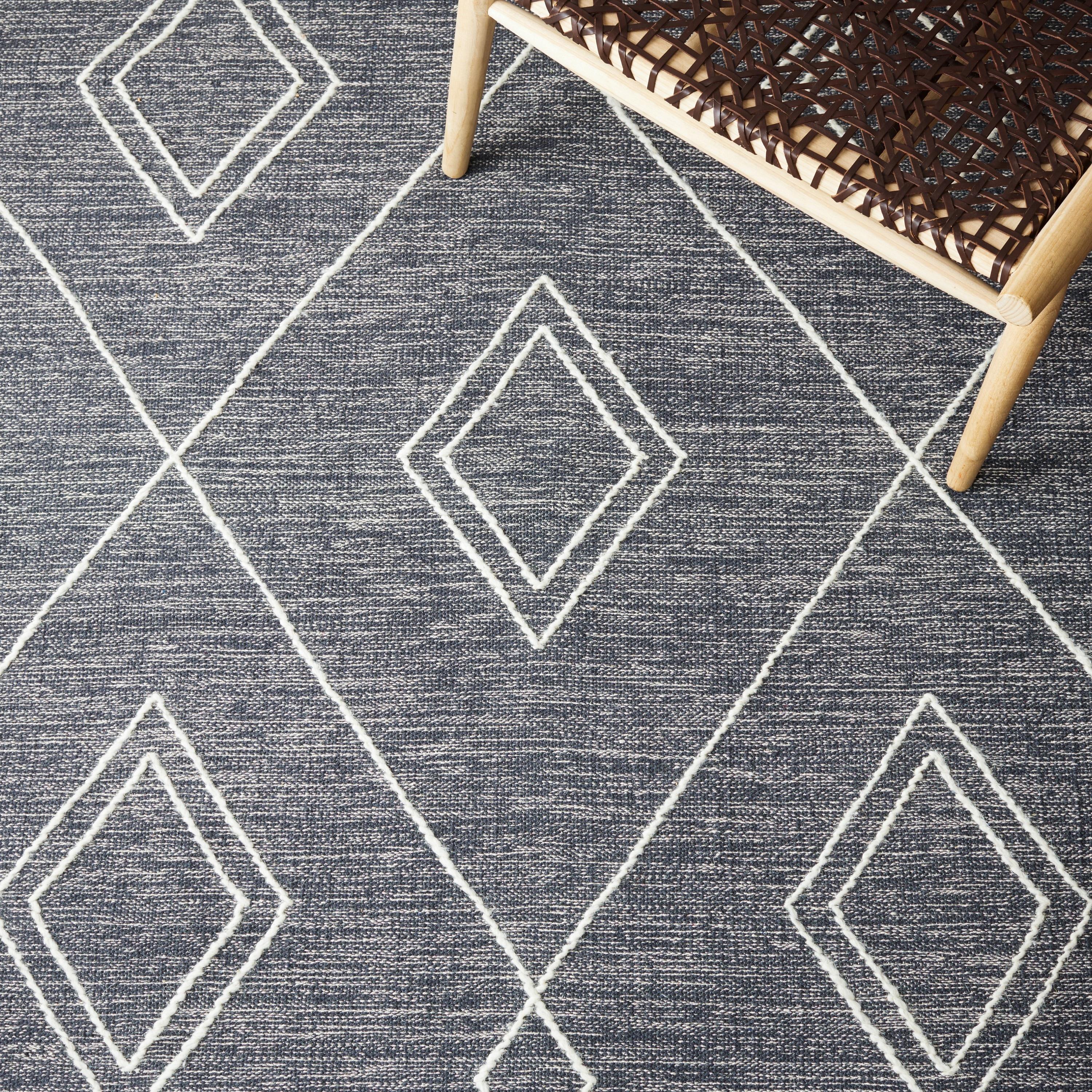 Steelside™ Holtby Southwestern Hand-Woven Flatweave Charcoal/Ivory Area Rug | Wayfair