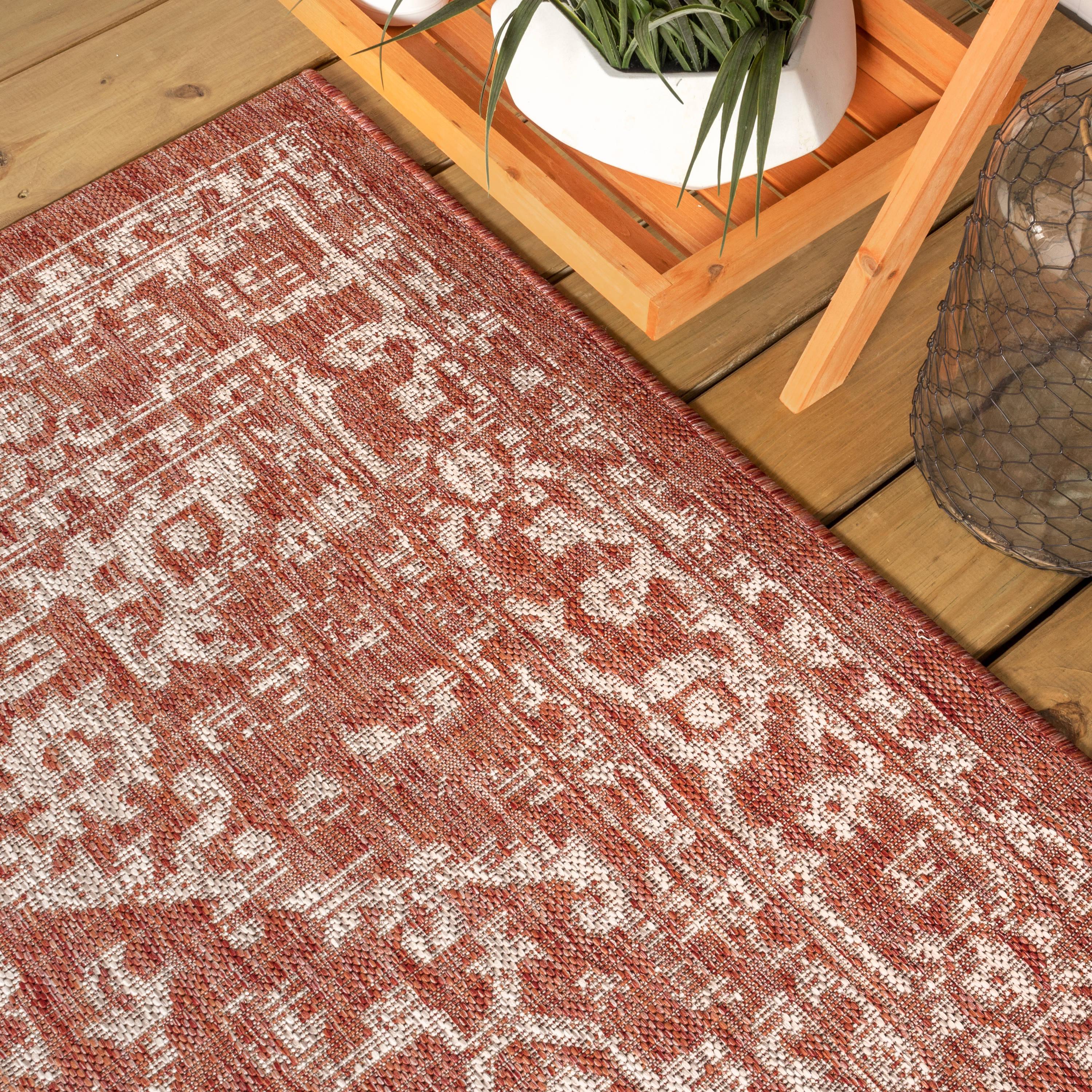 2' X 10' Malta Bohemian Medallion Textured Weave Indoor/Outdoor Runner Rug, Red/Taupe - JONATHAN Y