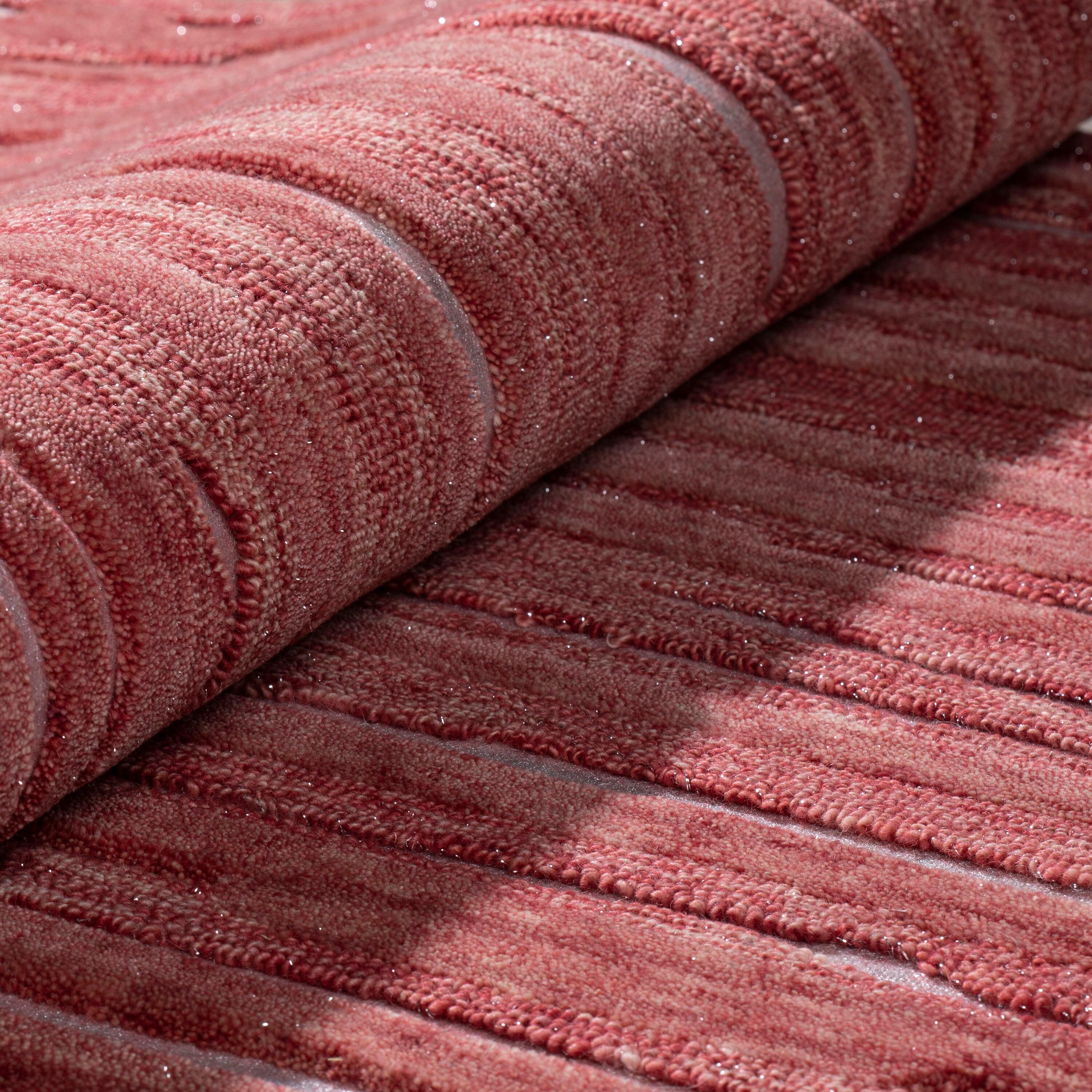 Addison Rugs Addison Dazzle Modern Hand Spun Wool and Metallic Area Rug Sangria 5'X7'6" 5' x 8'
