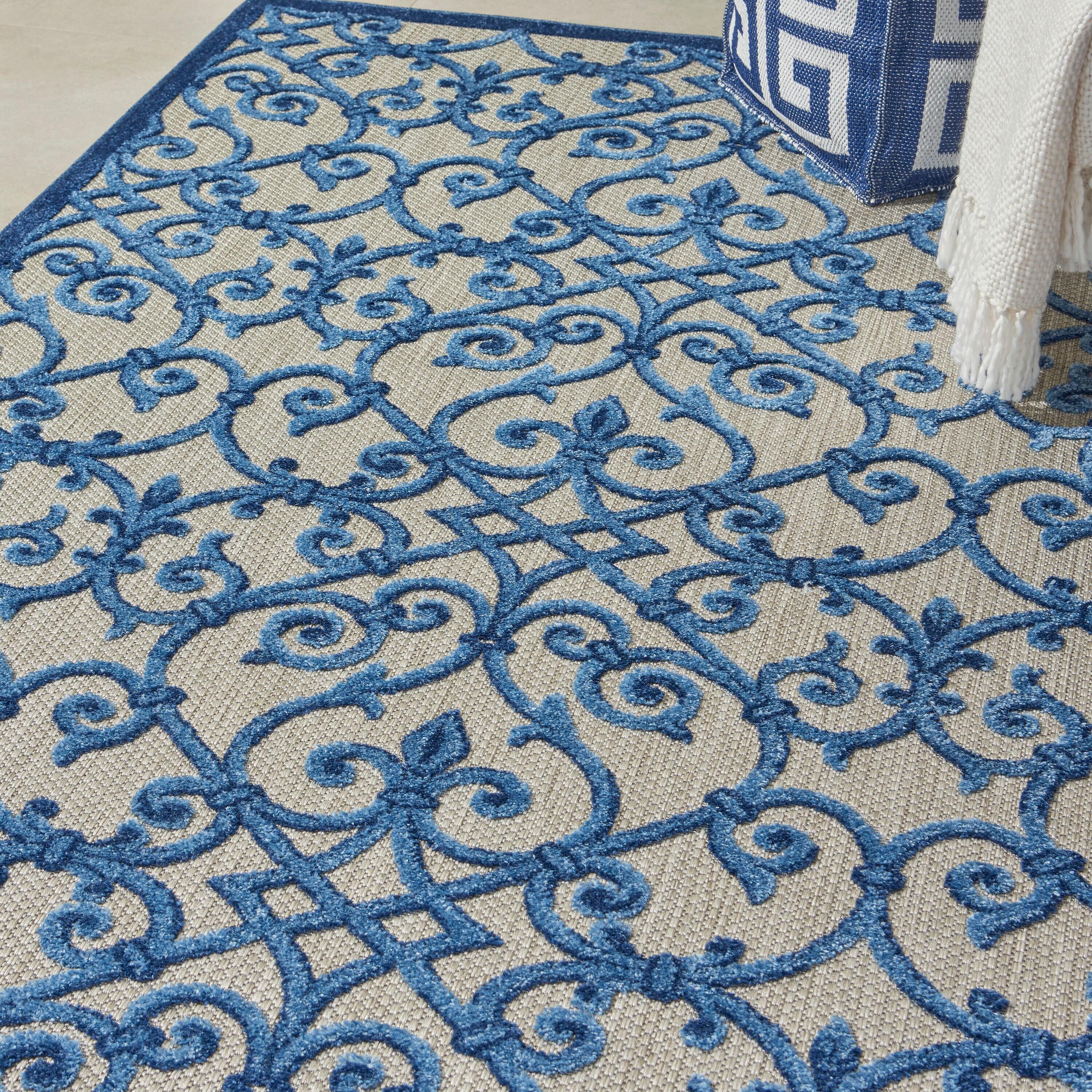 Lark Manor™ Rectangle Isalia 3'6" x 5'6" Area Rug in Blue/Gray