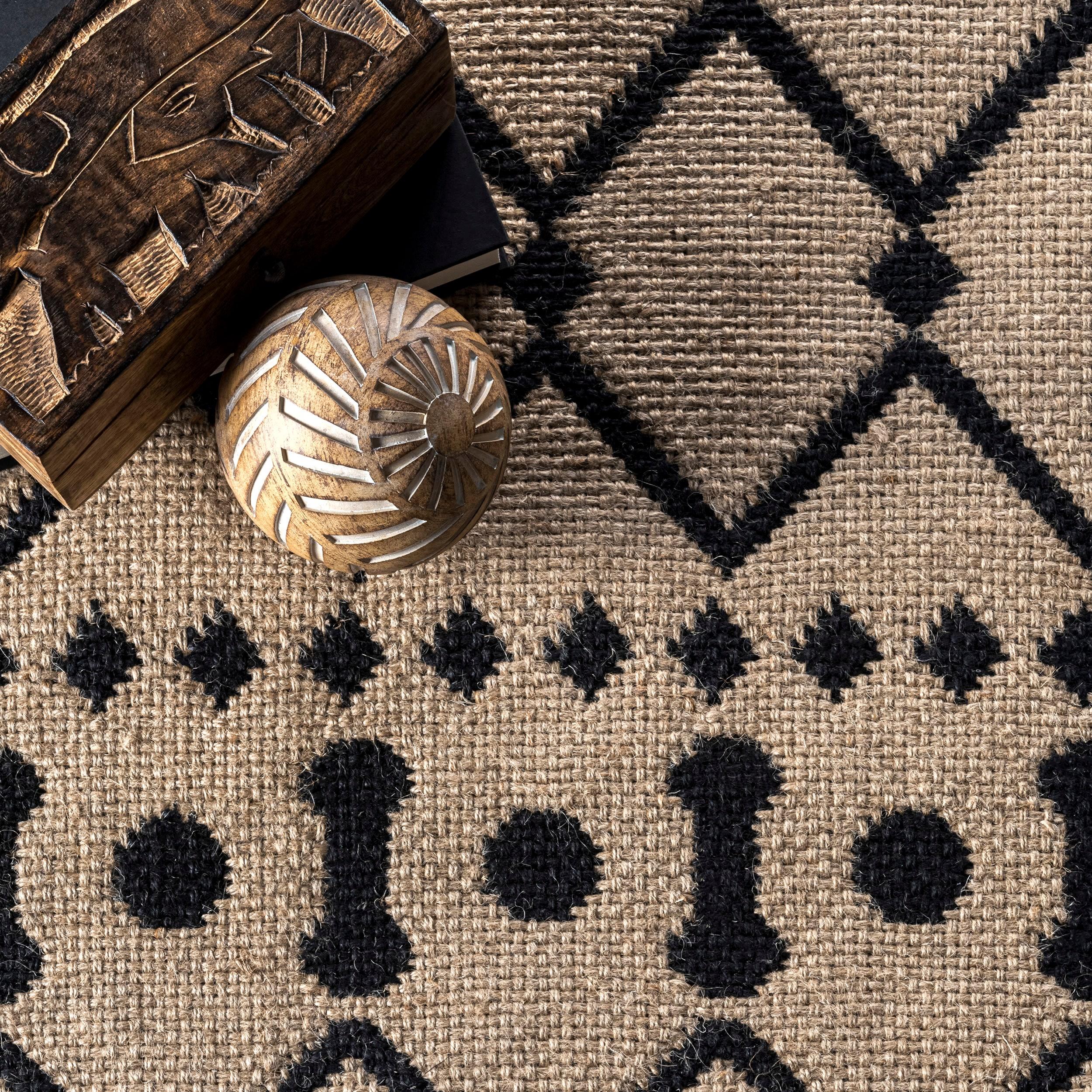 Nuloom Anika Modern Trellis Indoor Area Rug, 5' x 8', Natural