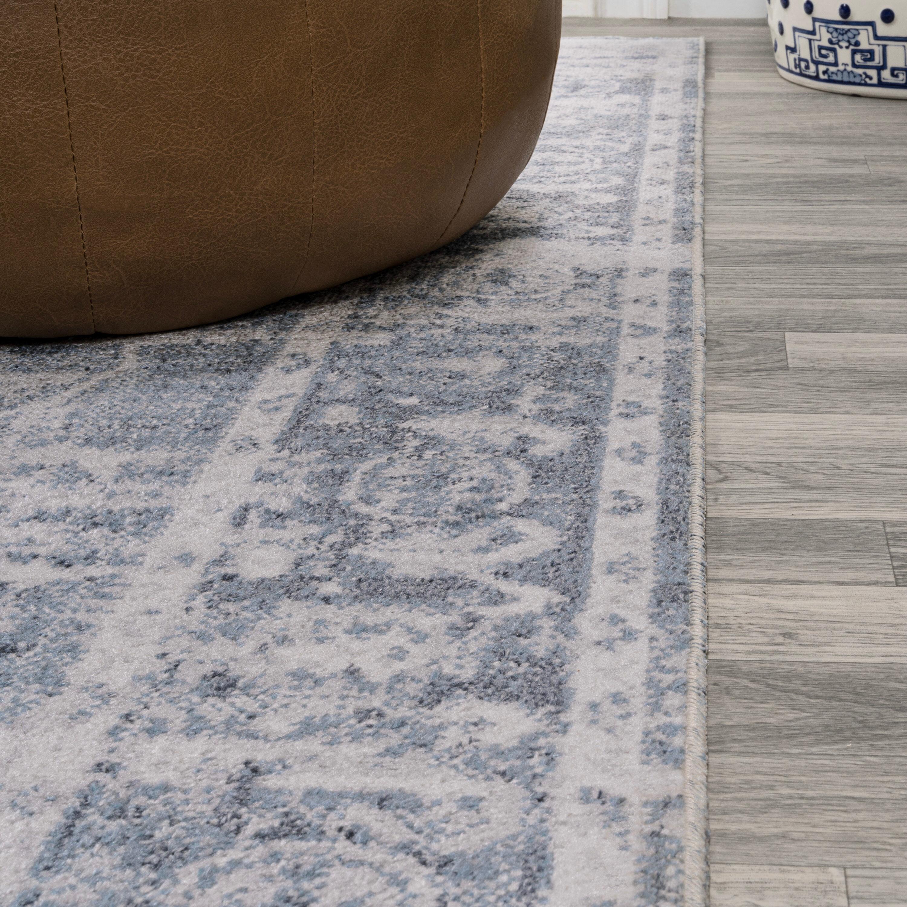 JONATHAN Y Shaii Global Medallion Low-Pile Machine-Washable Blue/Light Gray 4 ft. x 6 ft. Area Rug