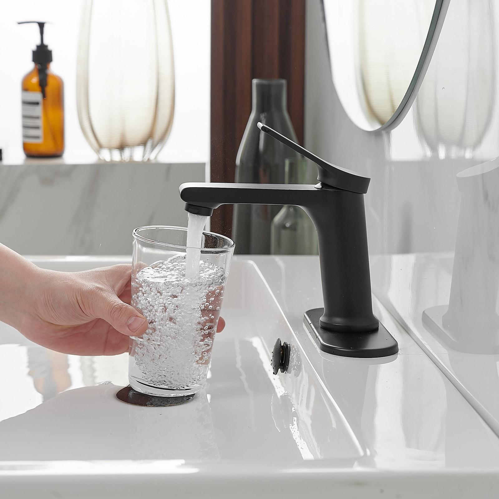 Single-Hole Single-handle Bathroom Faucet