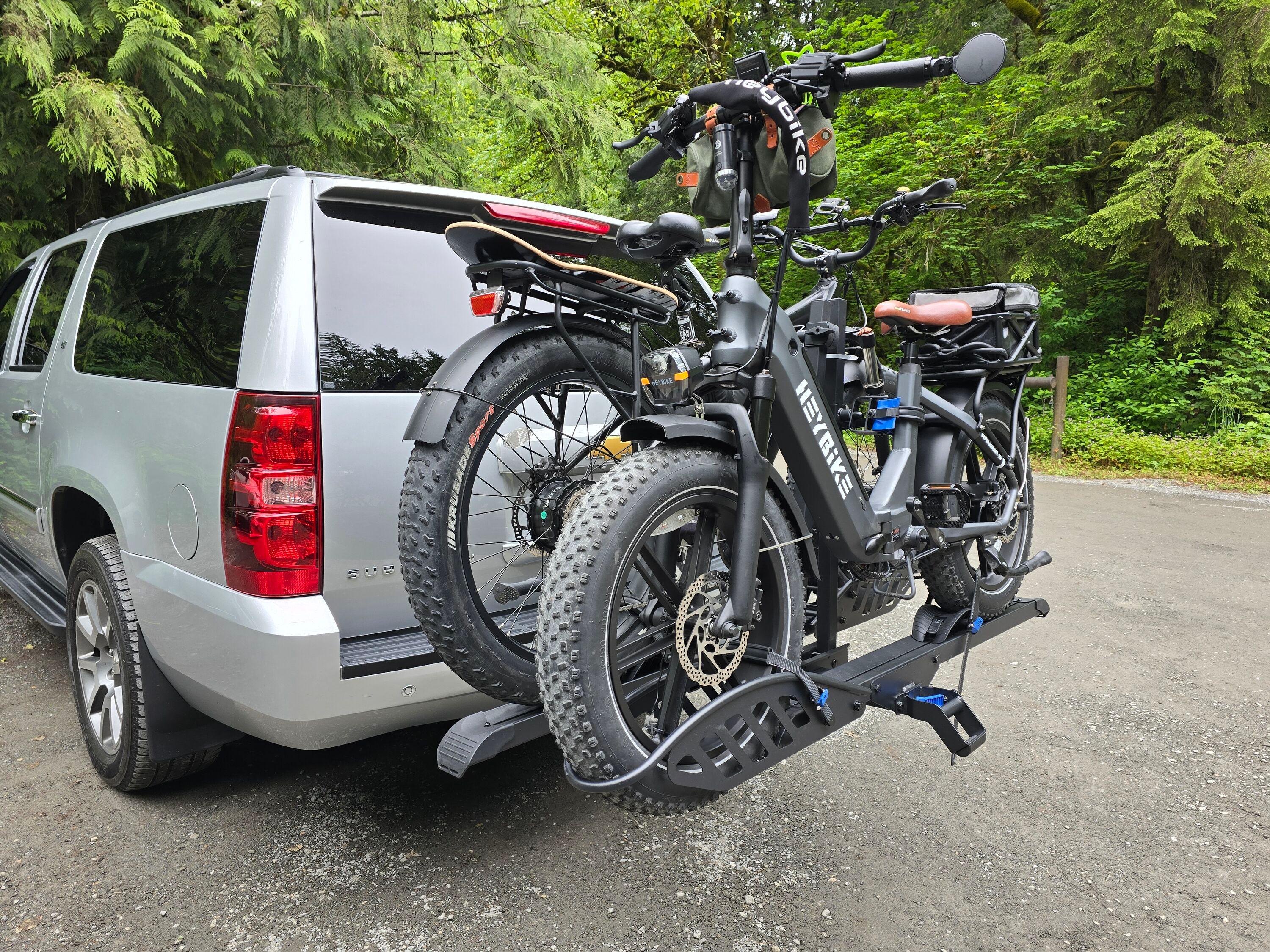 Black Steel Folding Hitch Mount 2-Bike Rack