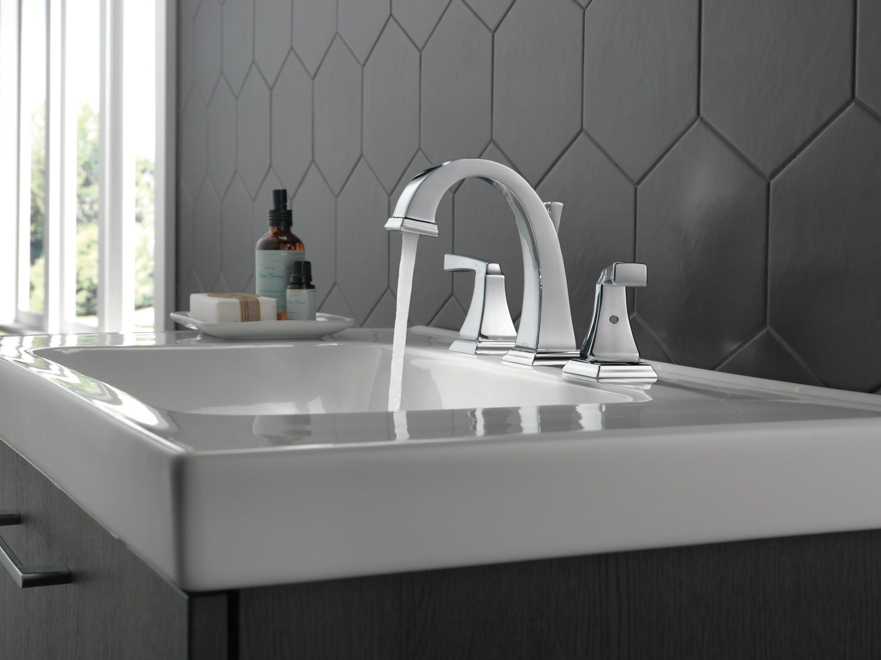 Dryden Widespread Bathroom Faucet 3 Hole, 2-handle Bathroom Sink Faucet with Drain Assembly