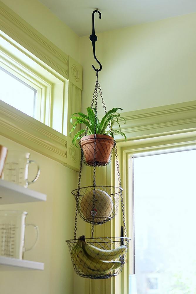 ACHLA Metal Weather Resistant Hook Plant Stand (Set of 2)