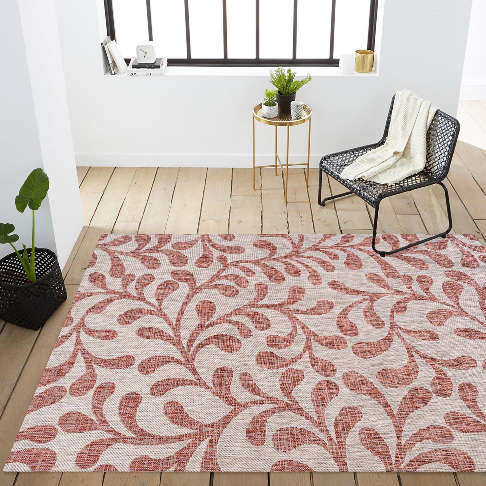 4'x6' Vine All Over Indoor/Outdoor Area Rug, Red/Beige - JONATHAN Y