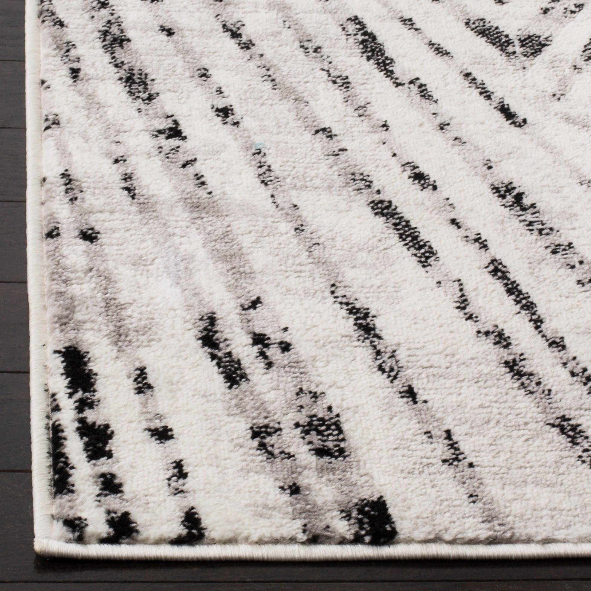 Skyler SKY191 Power Loomed Indoor Area Rug - Grey/Ivory - 5'1"x7'6" - Safavieh