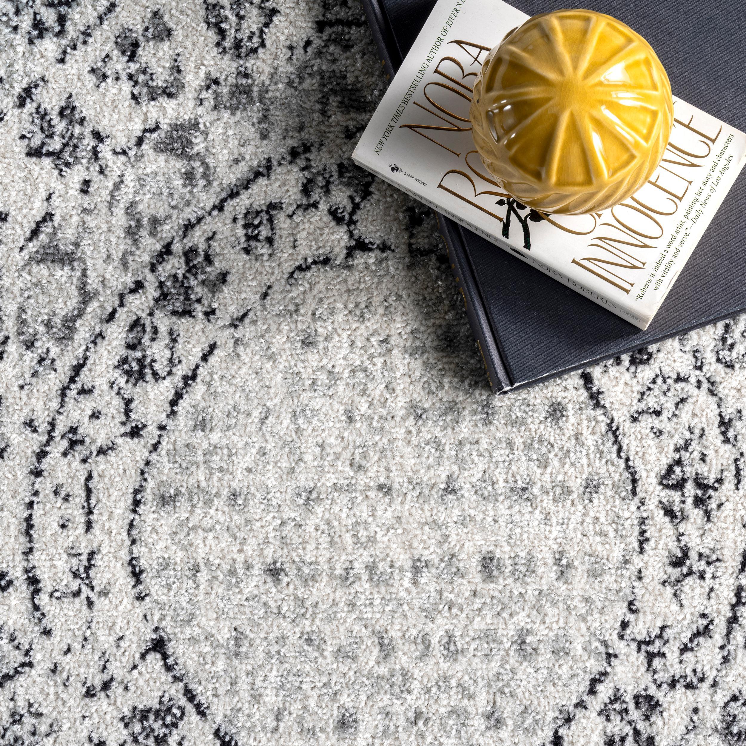 Nuloom Minta Medallion 6 Square Indoor Area Rug for Living Room Bedroom Dining Room Kitchen, Grey/Ivory