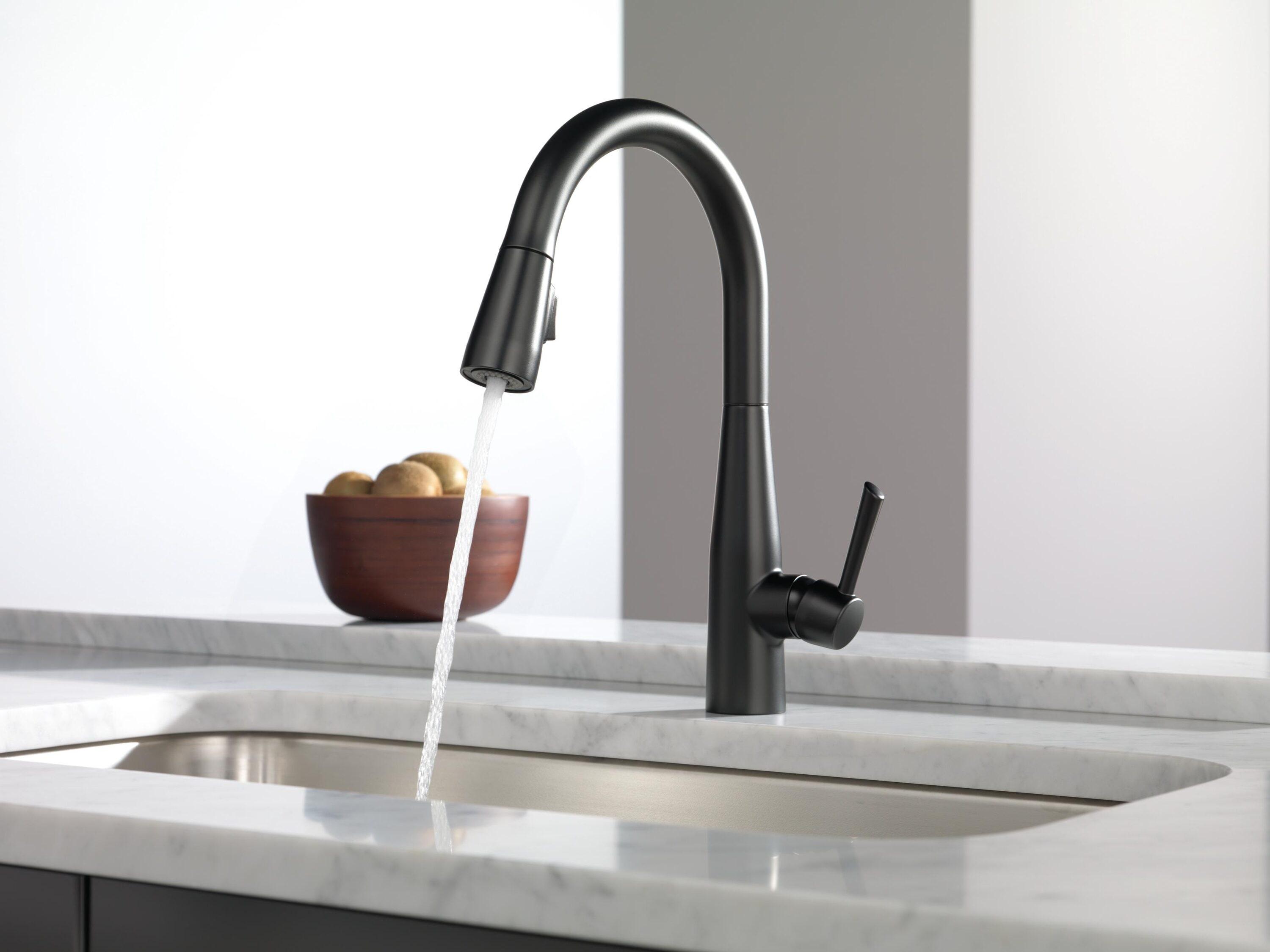 Essa Pull Down Single Handle Kitchen Faucet with MagnaTite® and Diamond Seal Technology