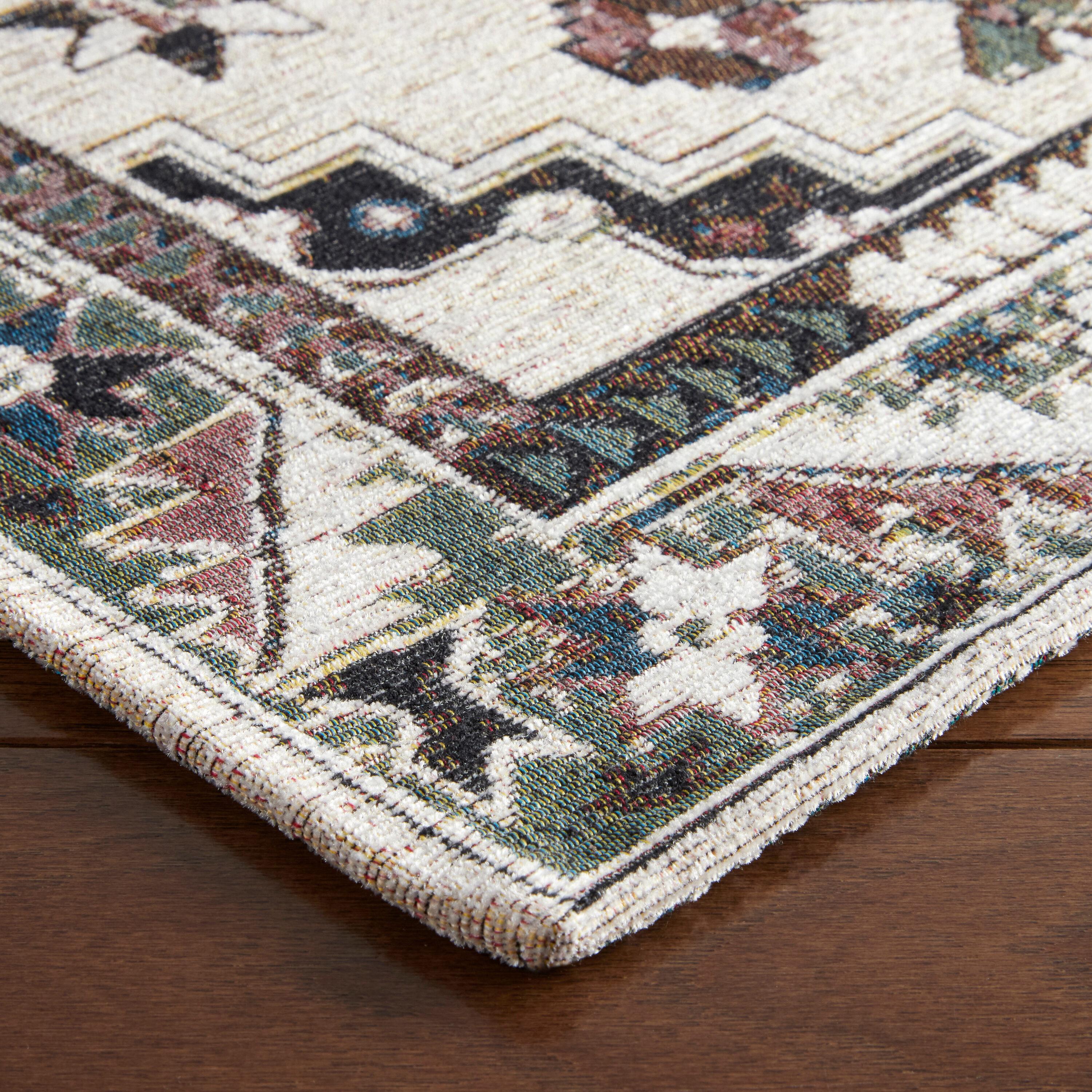 Town & Country Living TOWN & COUNTRY LUXE Livie Everwash Non-Slip Backing Kitchen Mat