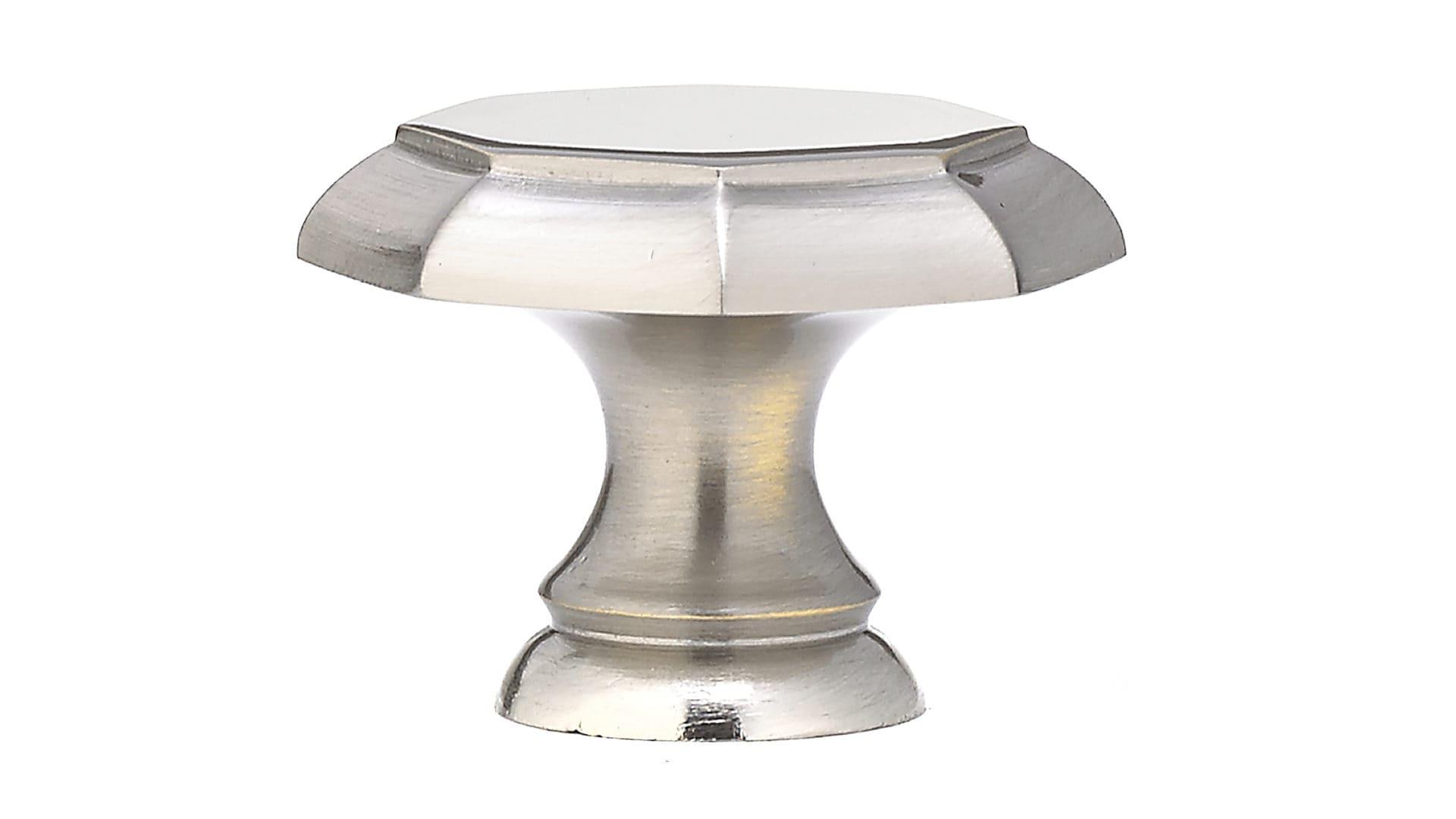 Richelieu Hardware BP444340BORB Olinville Collection 1 9/16-inch (40 mm) x 7/8-inch (22 mm) Brushed Oil-Rubbed Bronze Traditional Cabinet and Drawer Oval Knob for Kitchen, Bathroom, and Furniture