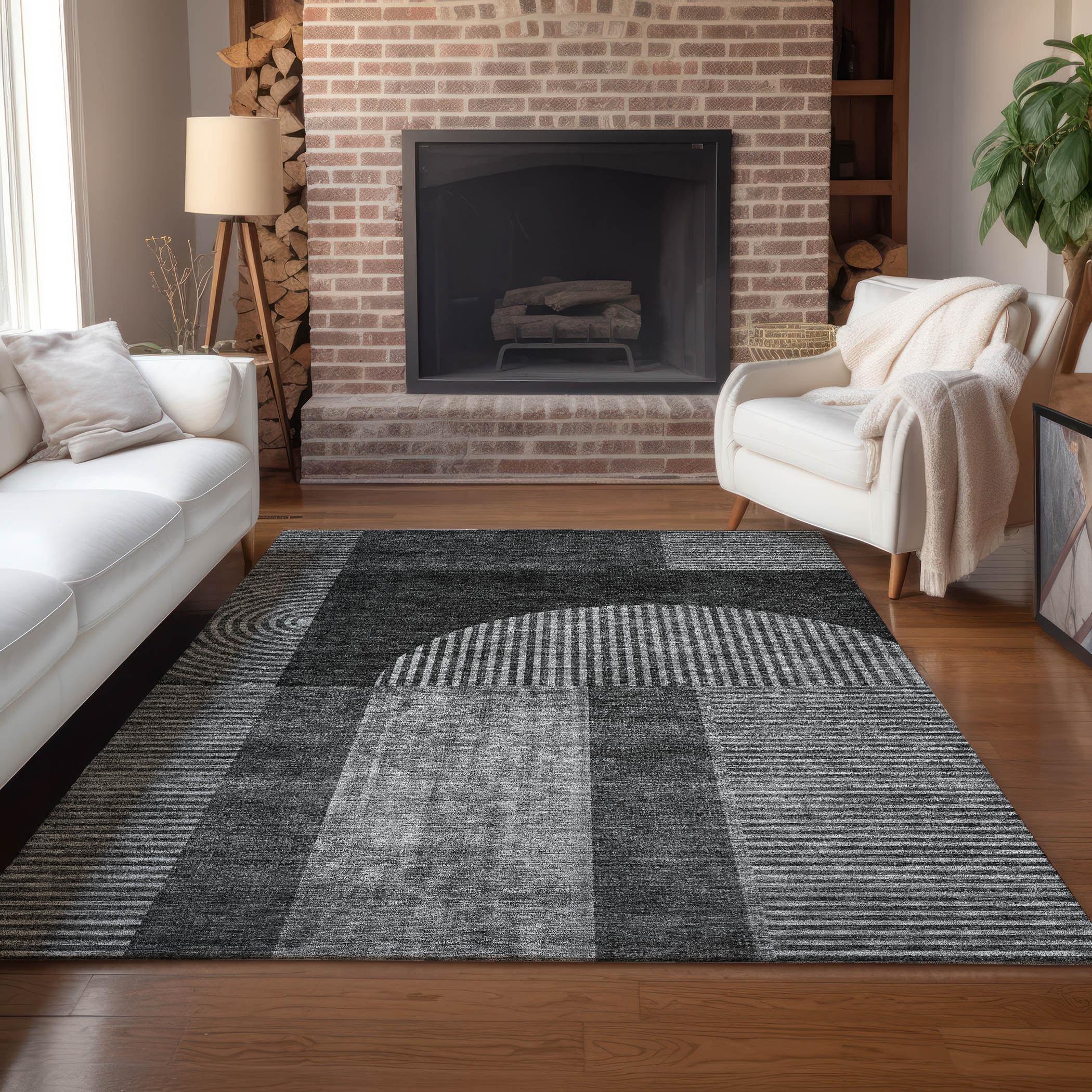 Charcoal Geometric Synthetic Flat Woven Indoor Outdoor Rug 3' x 5'