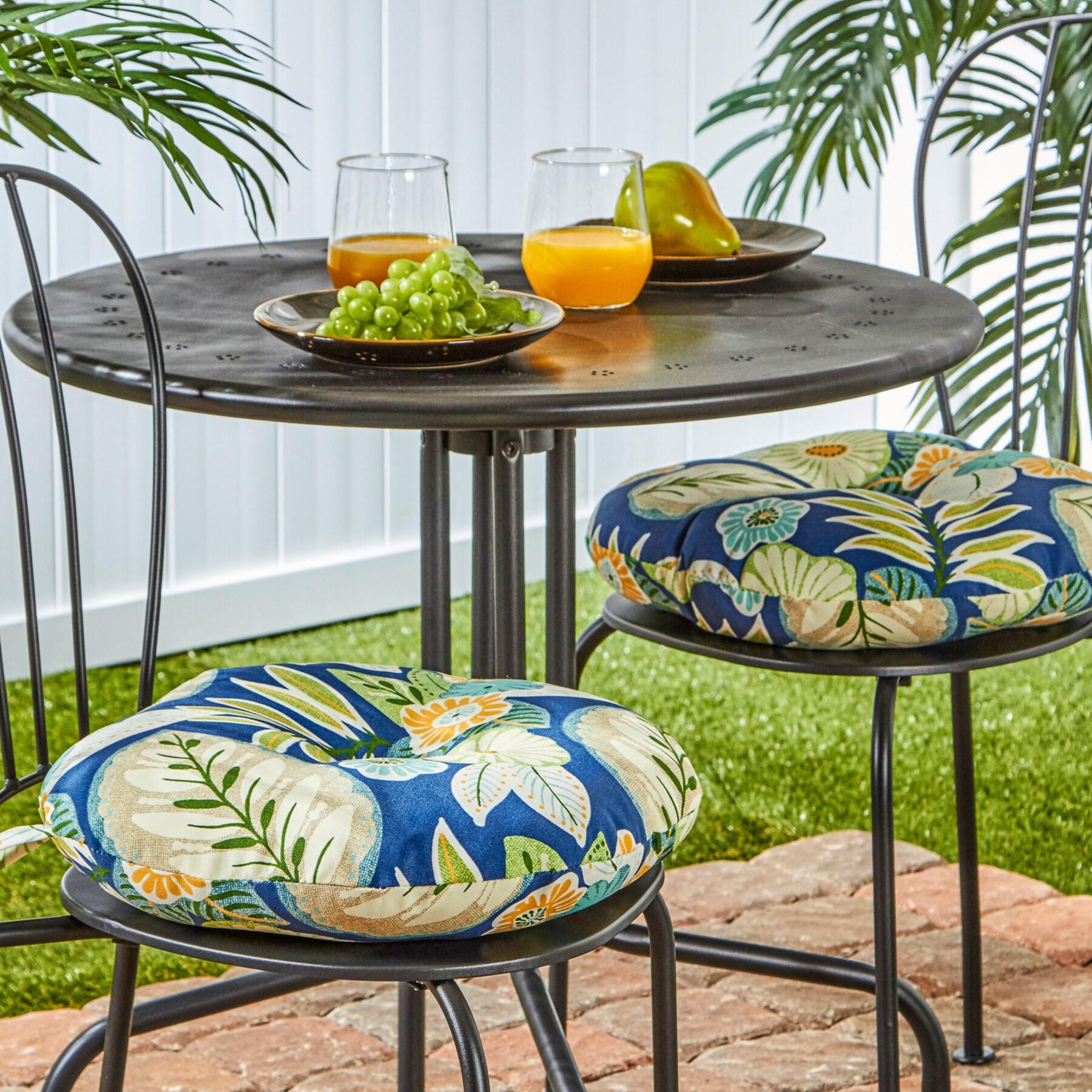 Greendale Home Fashions Marlow Blue Floral 15 in. Round Outdoor Reversible Bistro Seat Cushion (Set of 2)