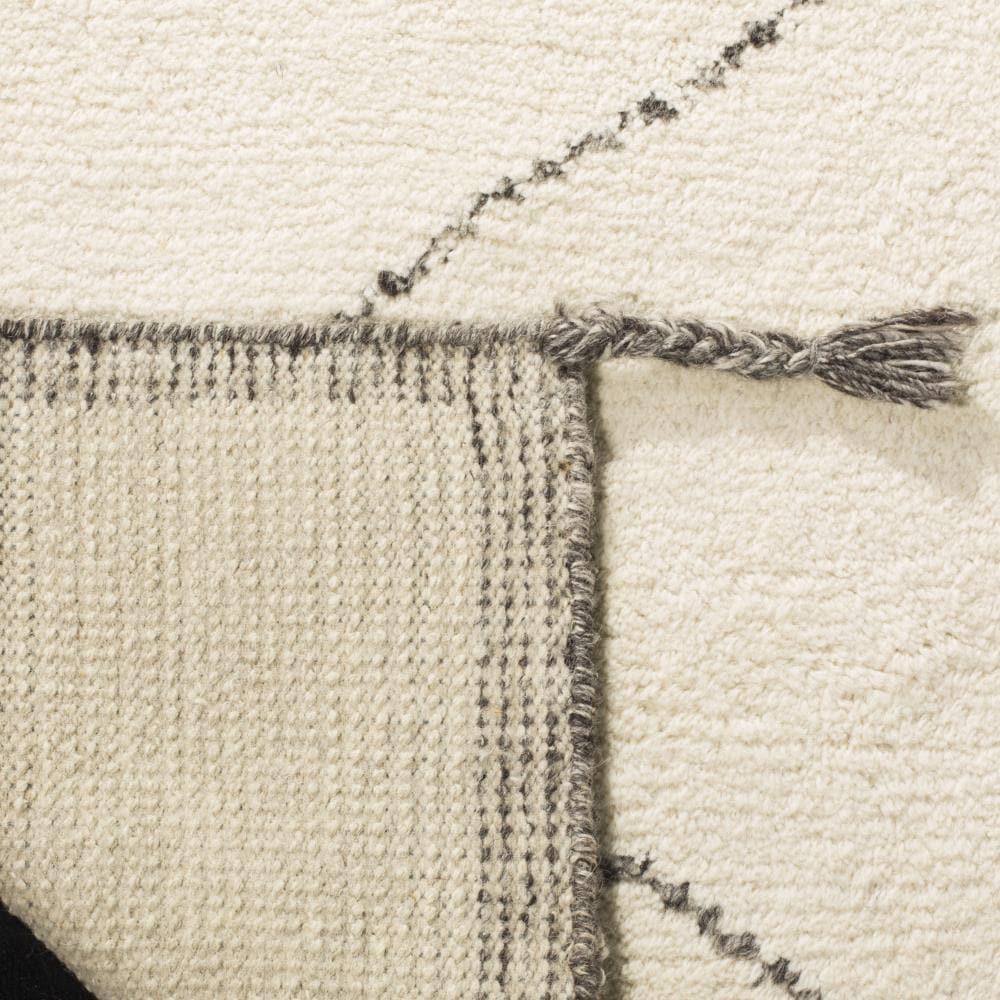 Ivory Hand-Tufted Wool Shag 4' x 6' Rug