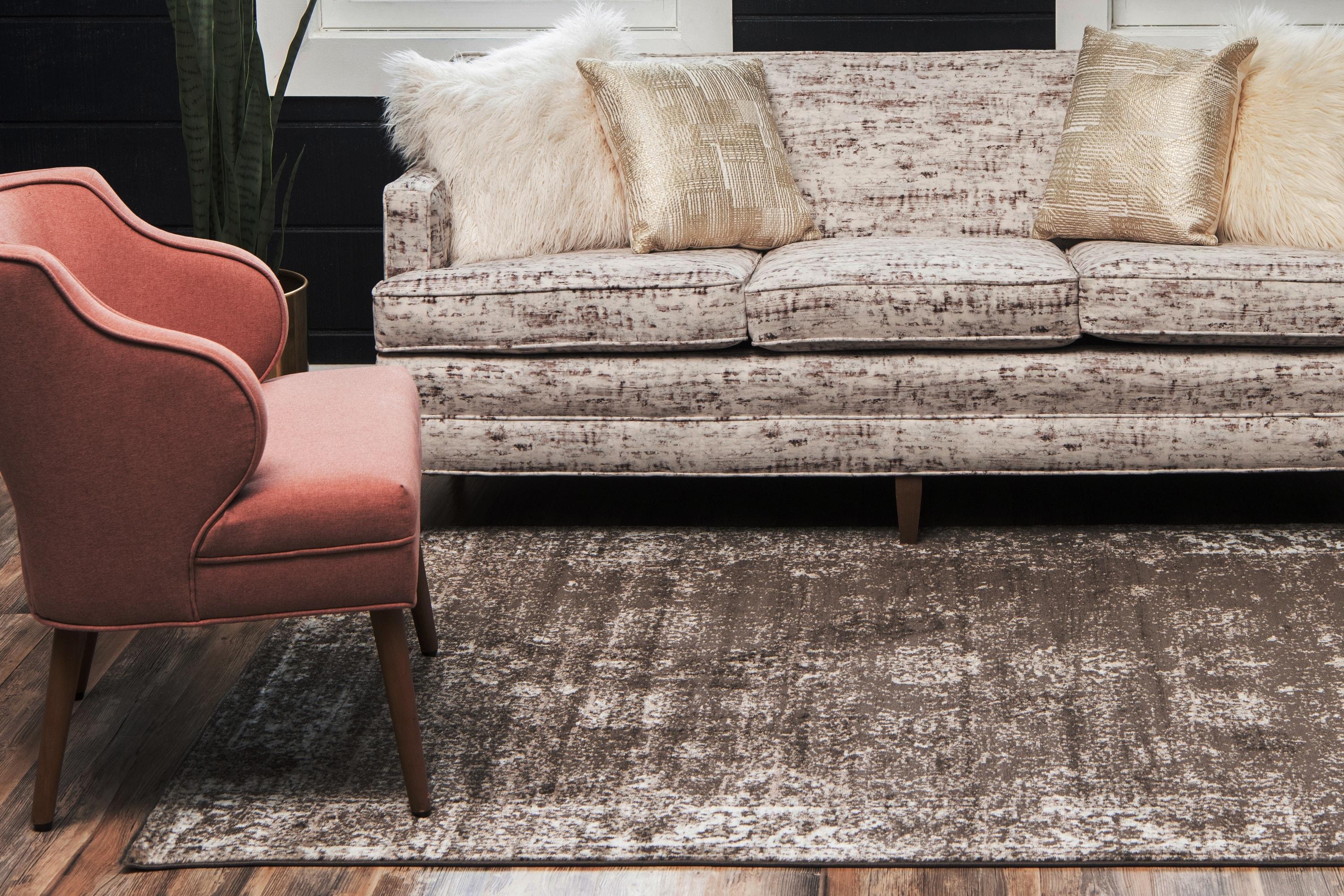 Unique Loom Sofia Casino Area Rug