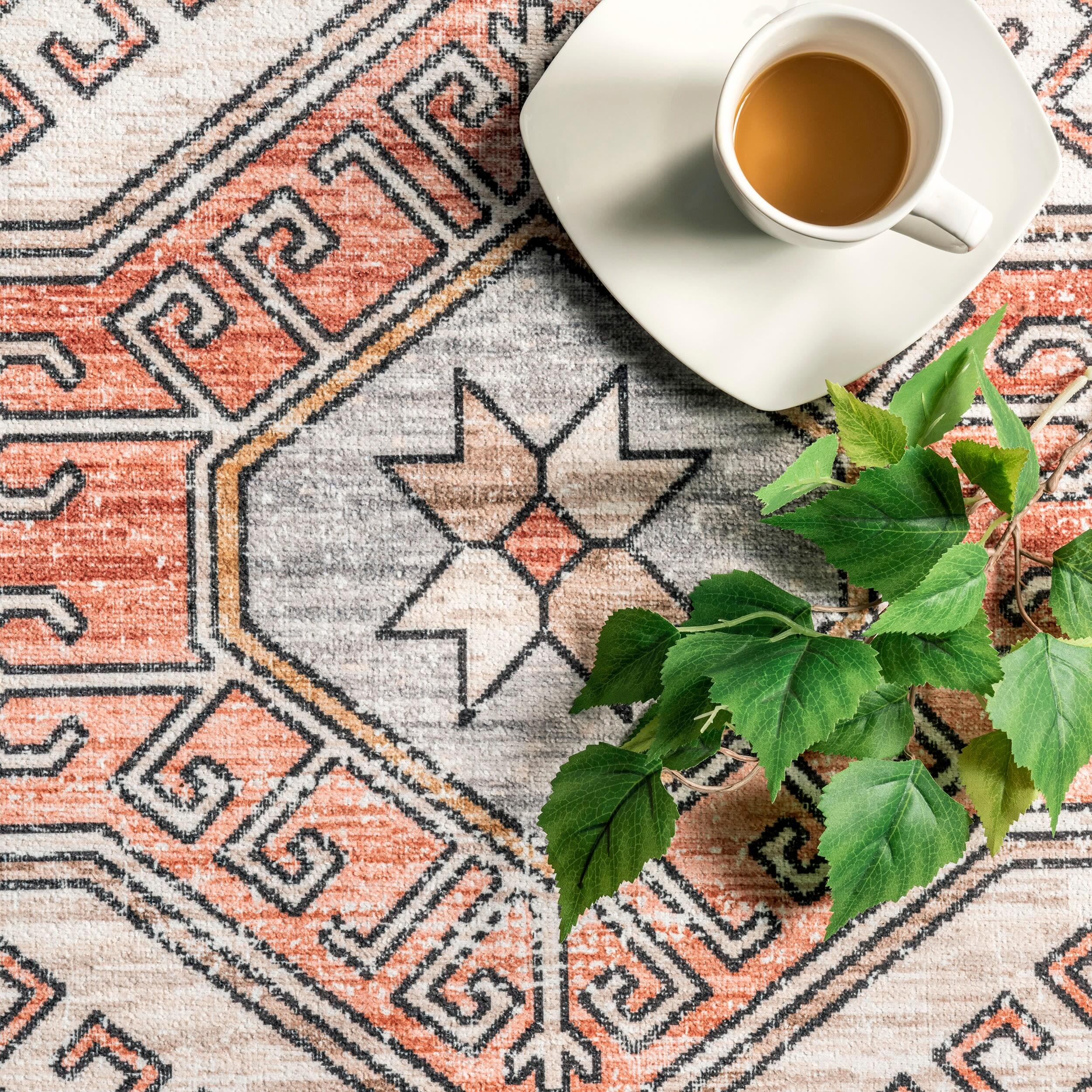 Nuloom Mae Motif Pet Friendly Machine Washable Area Rug, 4' x 6', Brick
