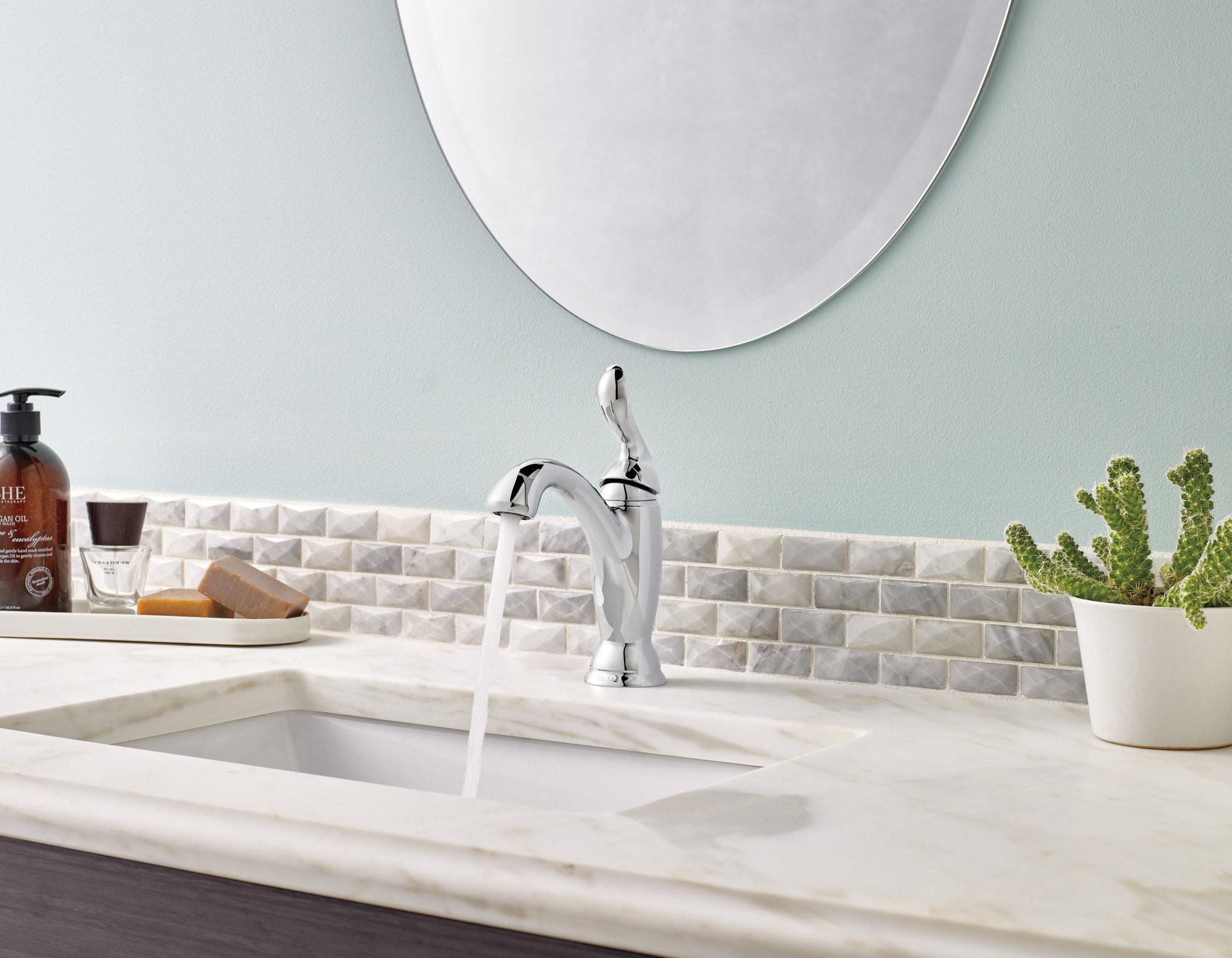 Linden™ Single Hole Bathroom Faucet with Drain Assembly and DIAMOND™ Seal Technology