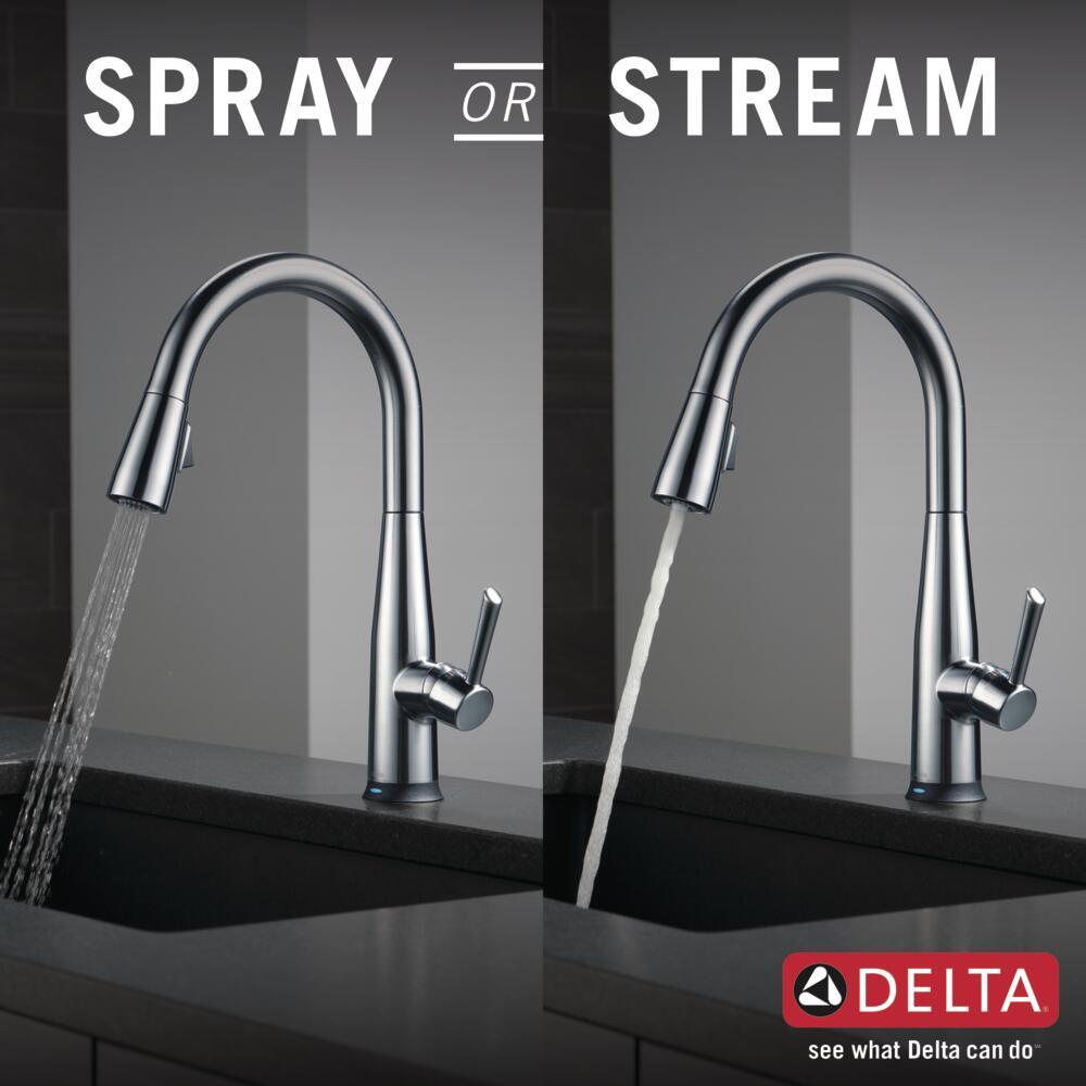 Essa Pull Down Single Handle Kitchen Faucet with MagnaTite Docking and Touch2O Technology