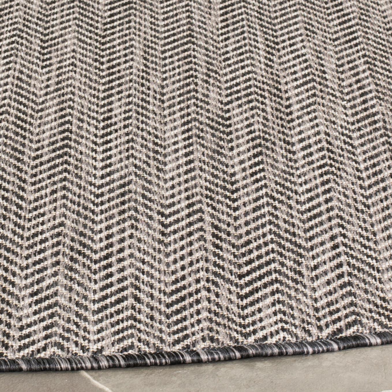 Courtyard CY8022 Power Loomed Indoor and Outdoor Area Rug - Black/Beige - 5'3" Round - Safavieh