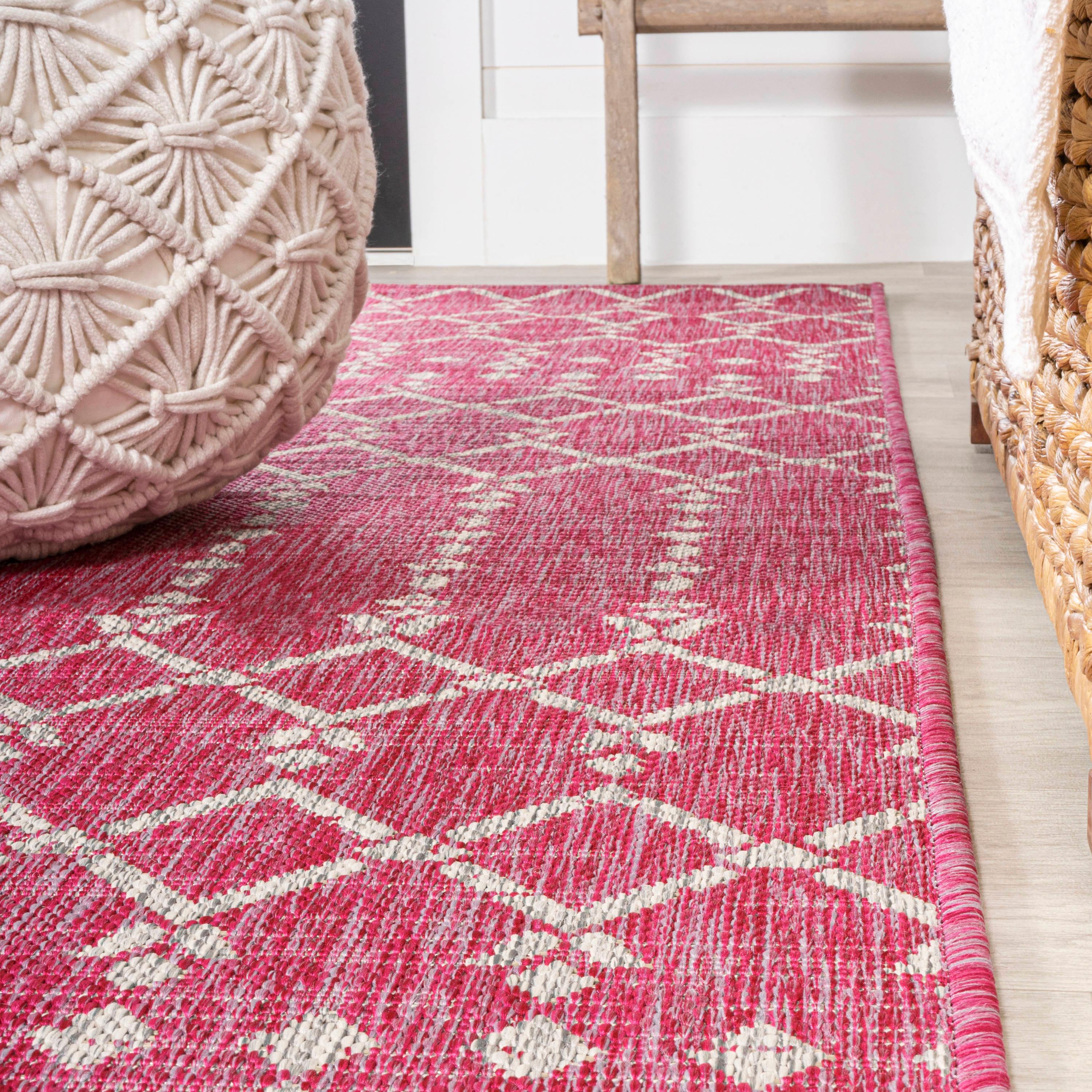 4' x 6' Ourika Moroccan Geometric Textured Weave Indoor/Outdoor Area Rug, Fuchsia/Light Gray - JONATHAN Y