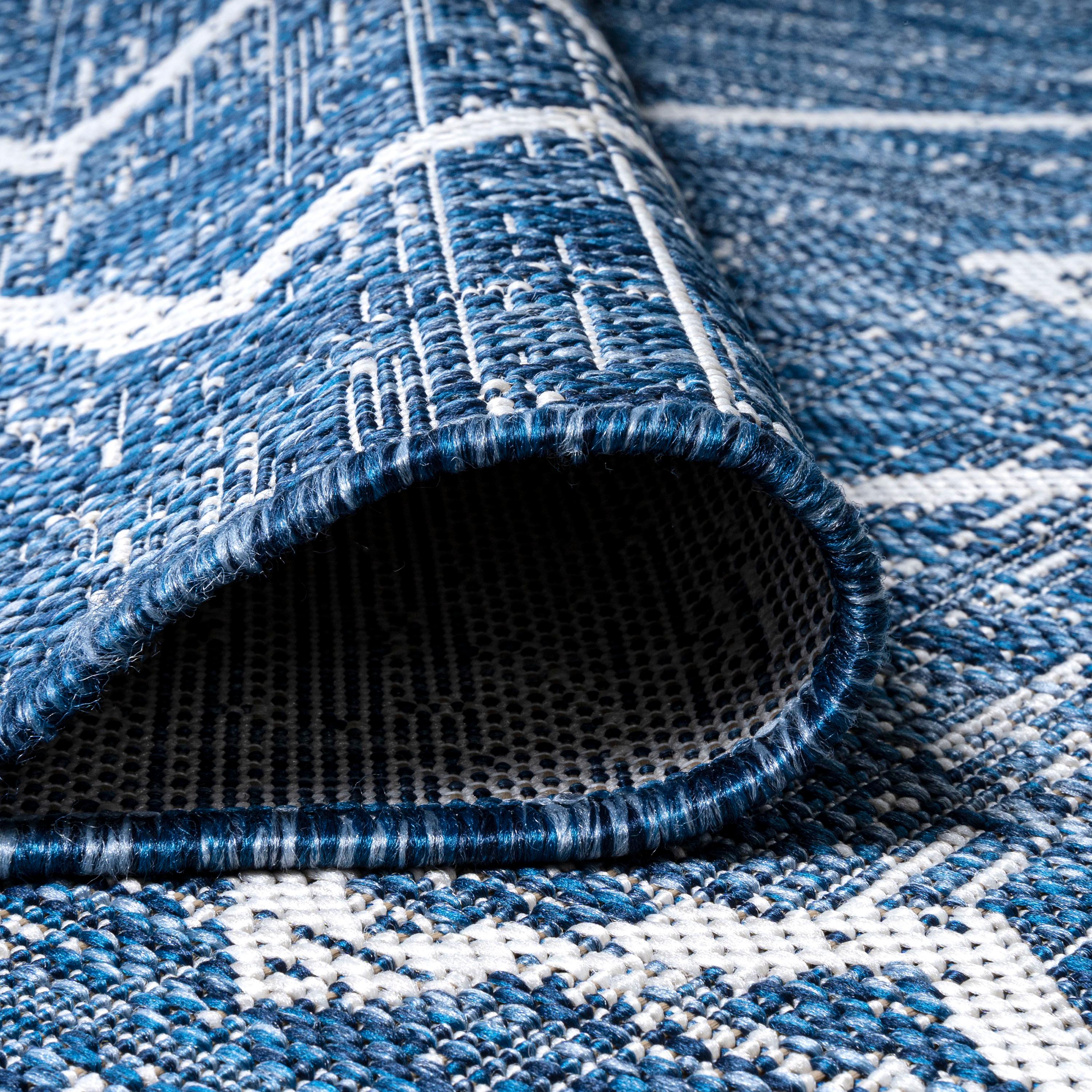 2'x8' Carwa  Diamond Trellis Indoor/Outdoor Runner Rug, Blue/Ivory - JONATHAN Y