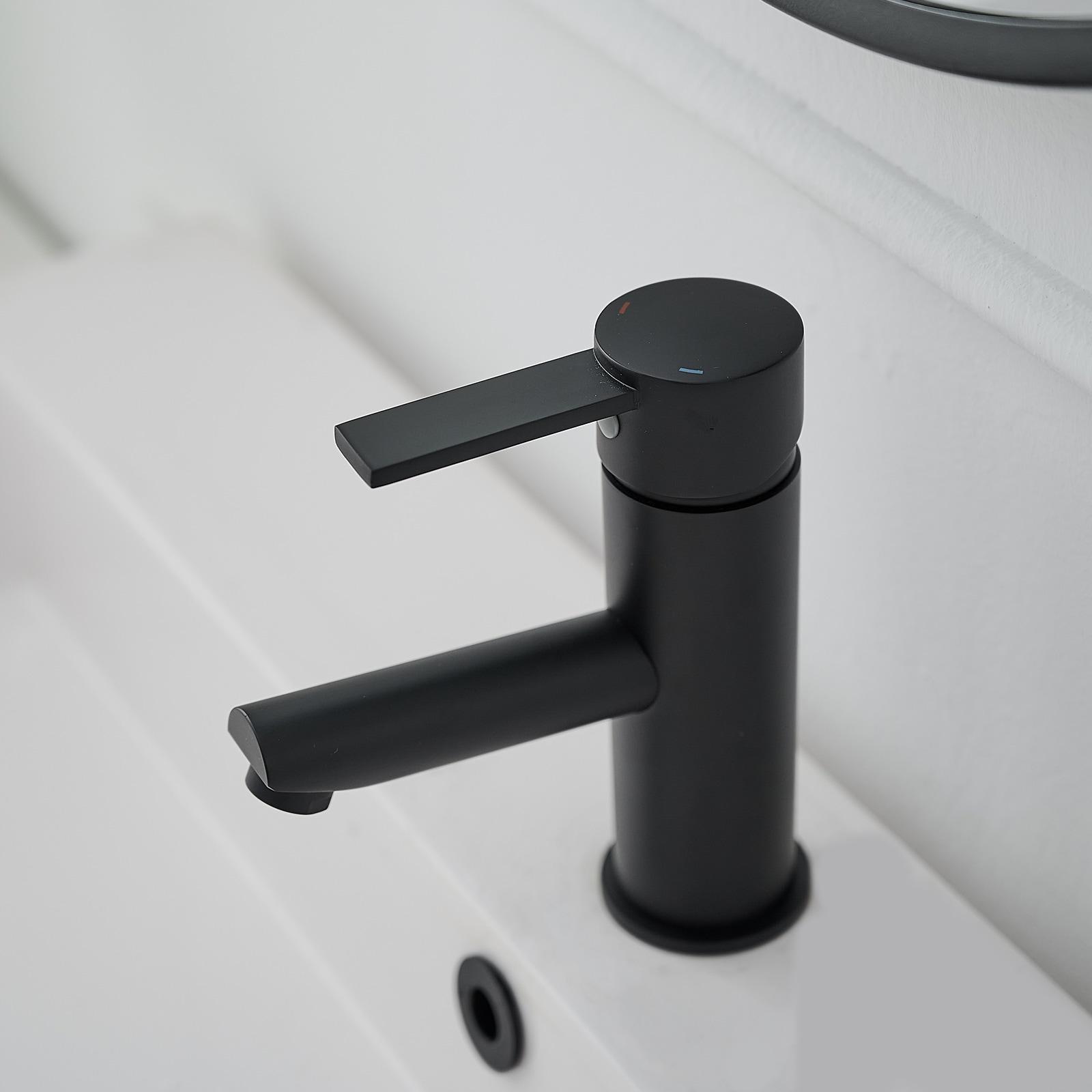 VIBRANTBATH A-96054-Black Single-Hole Single-handle Bathroom Faucet