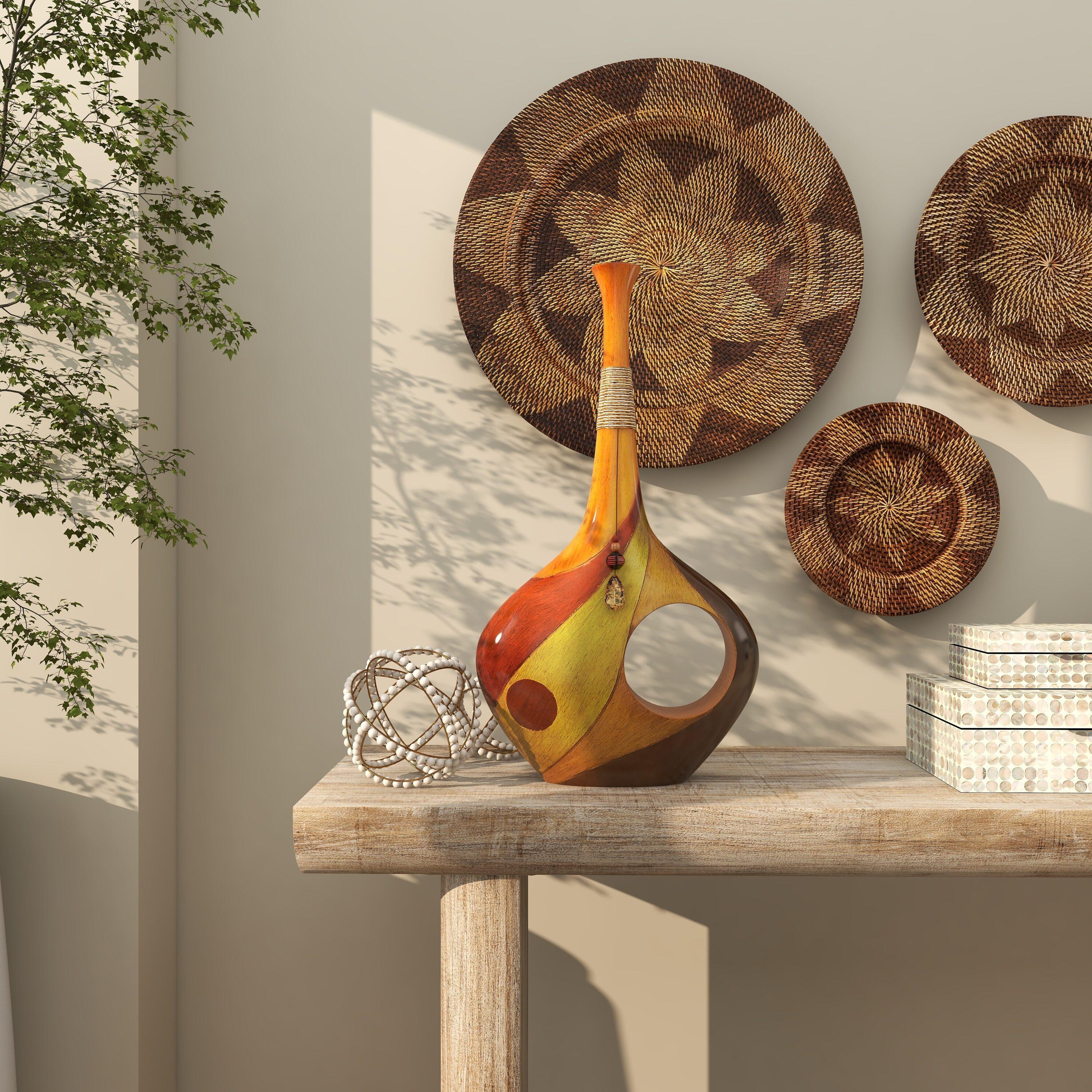 DecMode Mesa de Acento en Forma de Reloj de Arena de Metal Contemporáneo con Detalles de Hoyuelos Martillados y Visibles, 14 "W x 18" H, Plata