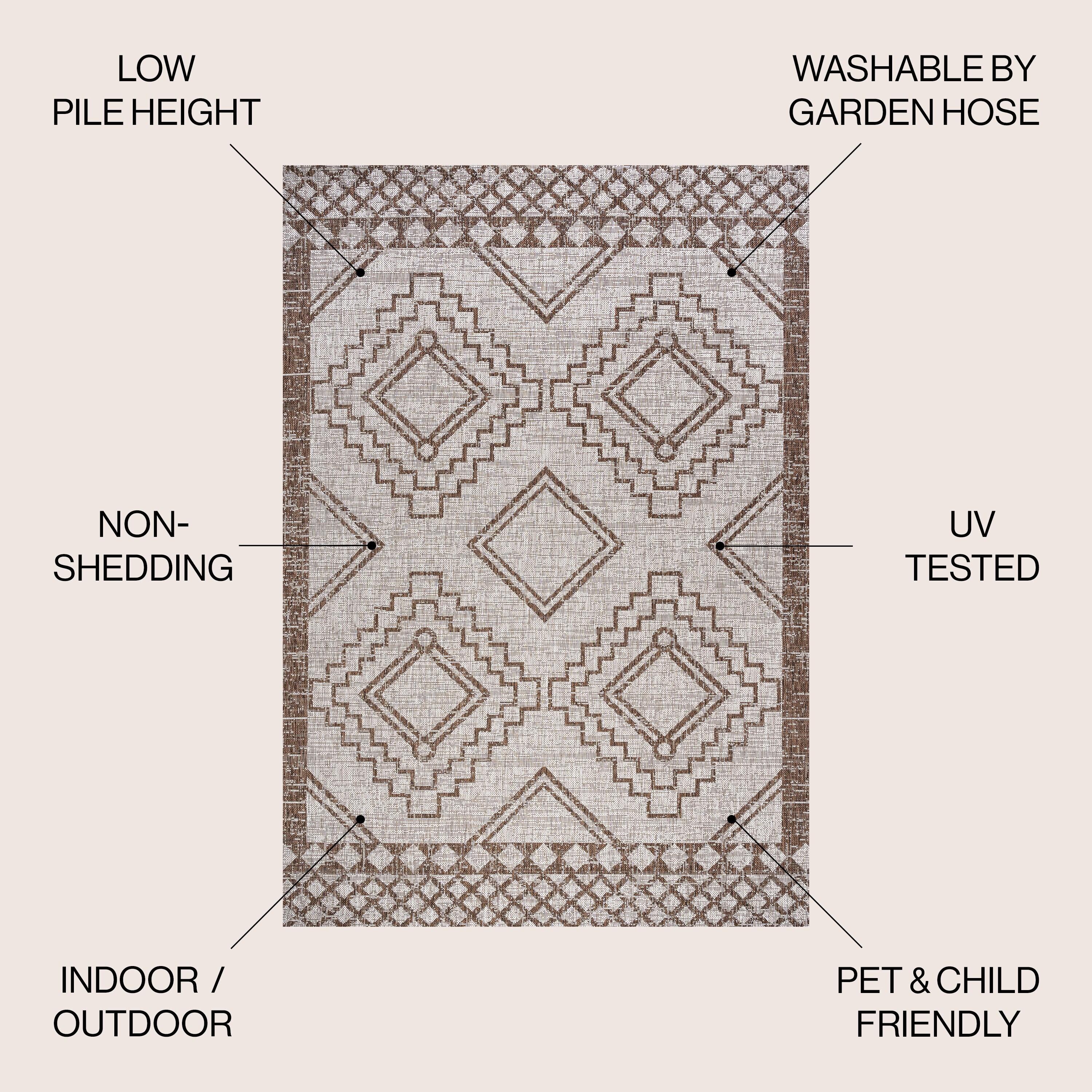 4'x6' Marokko Diamond  Medallion Indoor/Outdoor Area Rug, Beige/Brown - JONATHAN Y