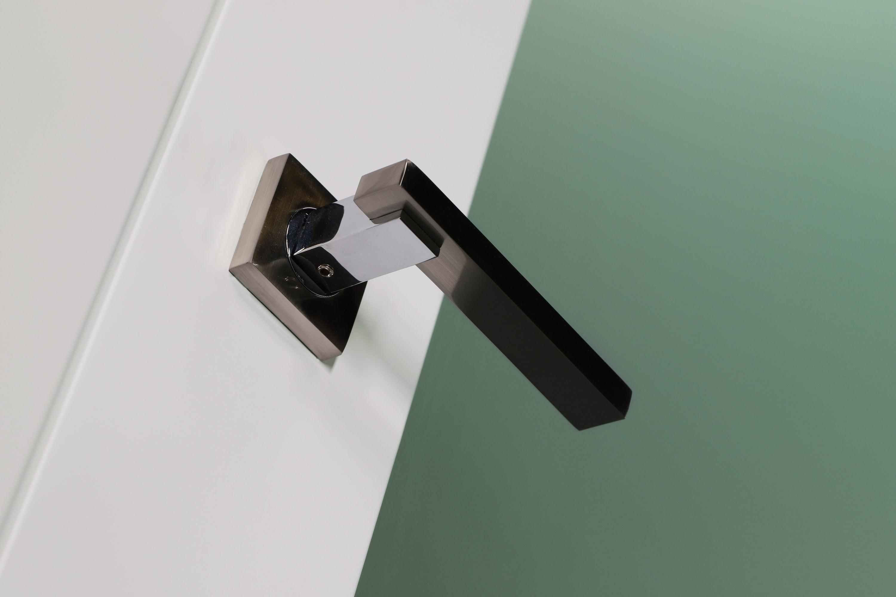 Belldinni Smart Pro 207 Manufactured Wood and Glass Prefinished Paneled Interior Door Slab